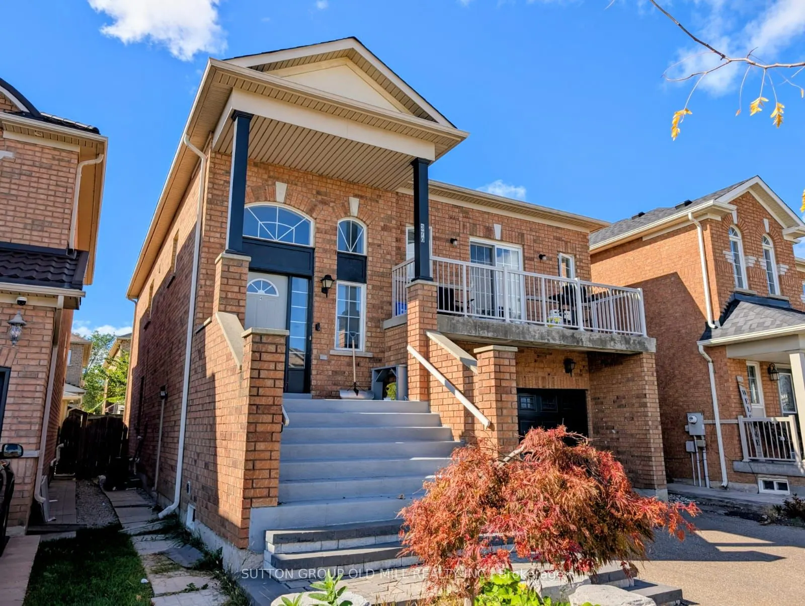 370 Queen Mary Drive