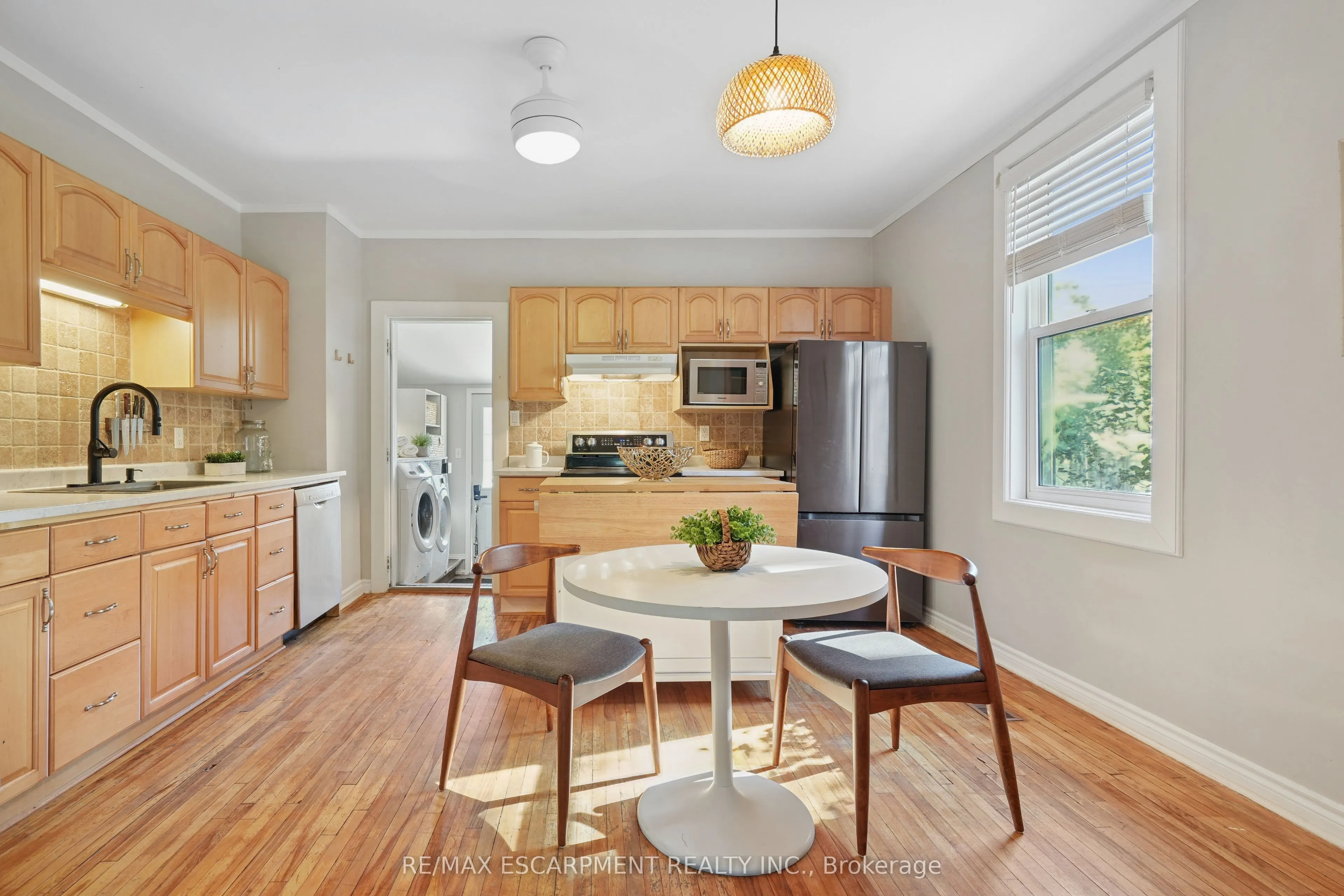 2055 Embleton Road