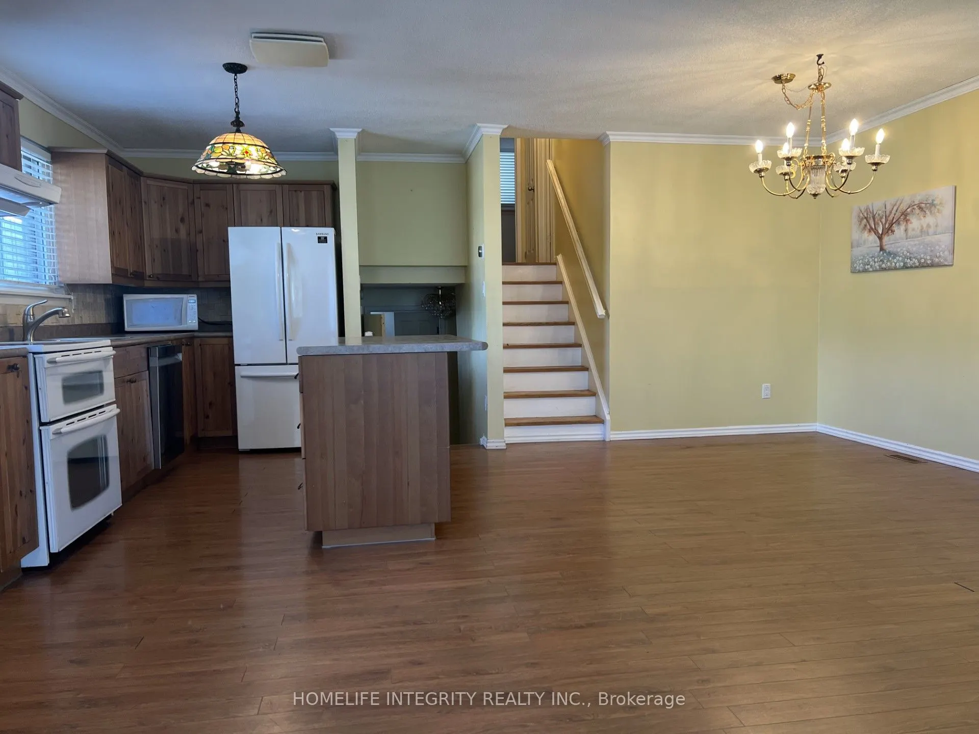 163 Archdekin Drive