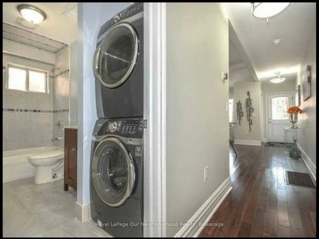 388 Harvie Ave Avenue, #Main Floor