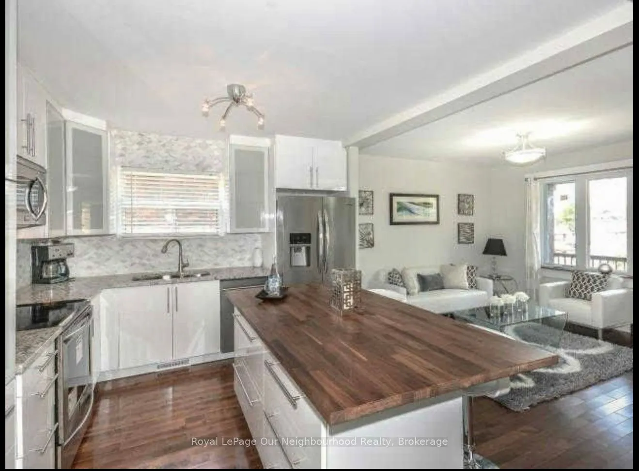 388 Harvie Ave Avenue, #Main Floor