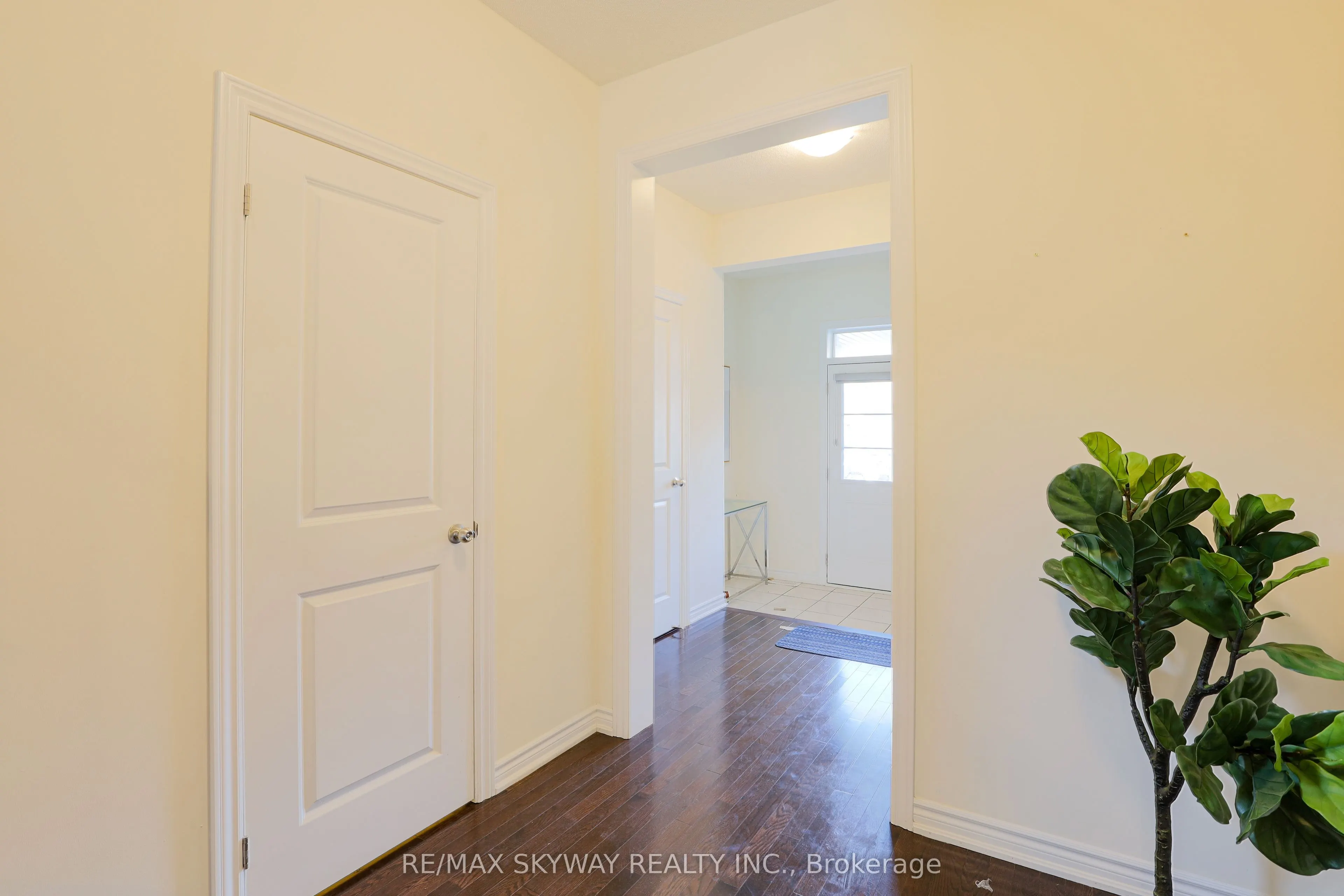 379 Valleyway Drive