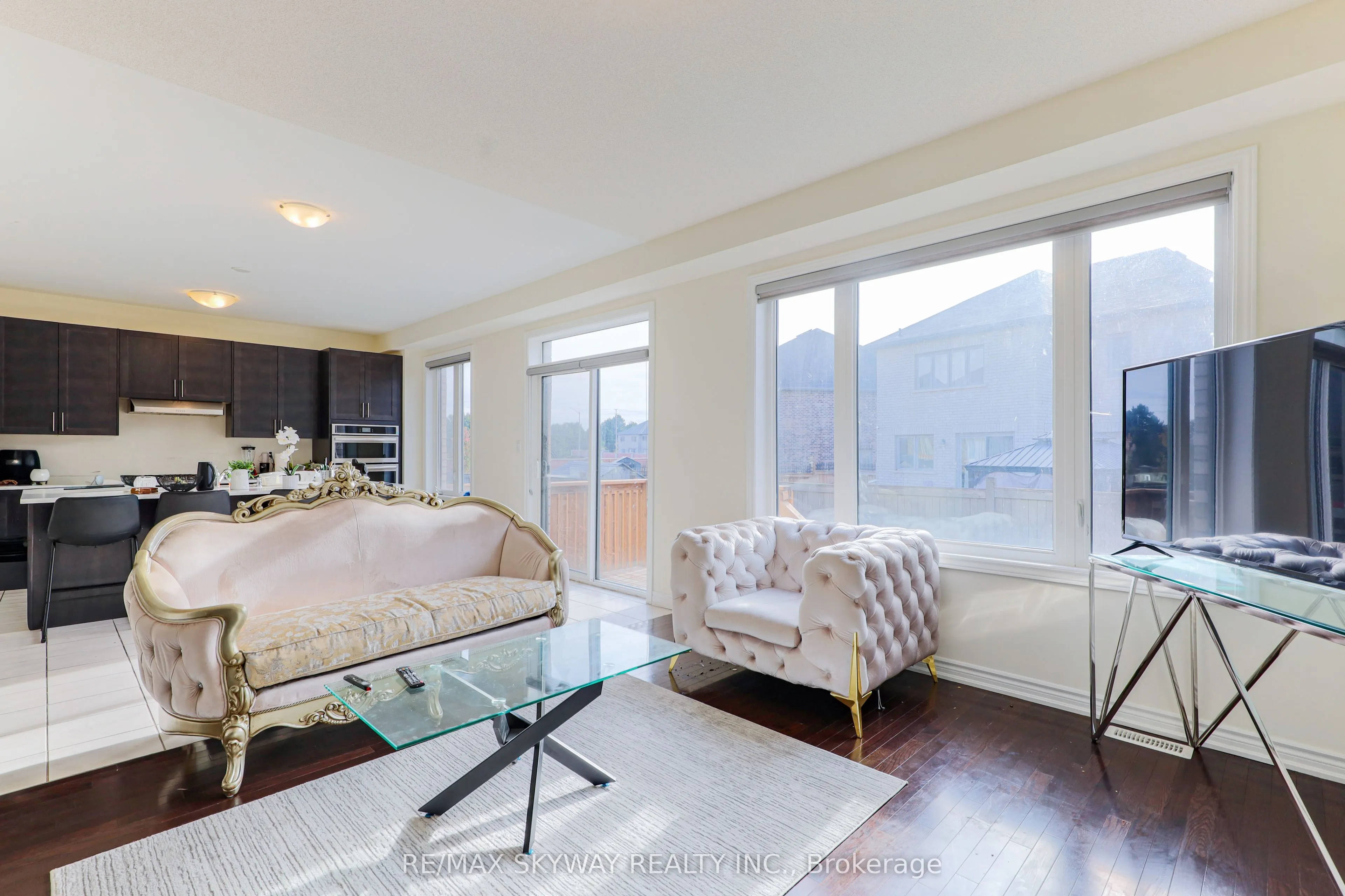379 Valleyway Drive