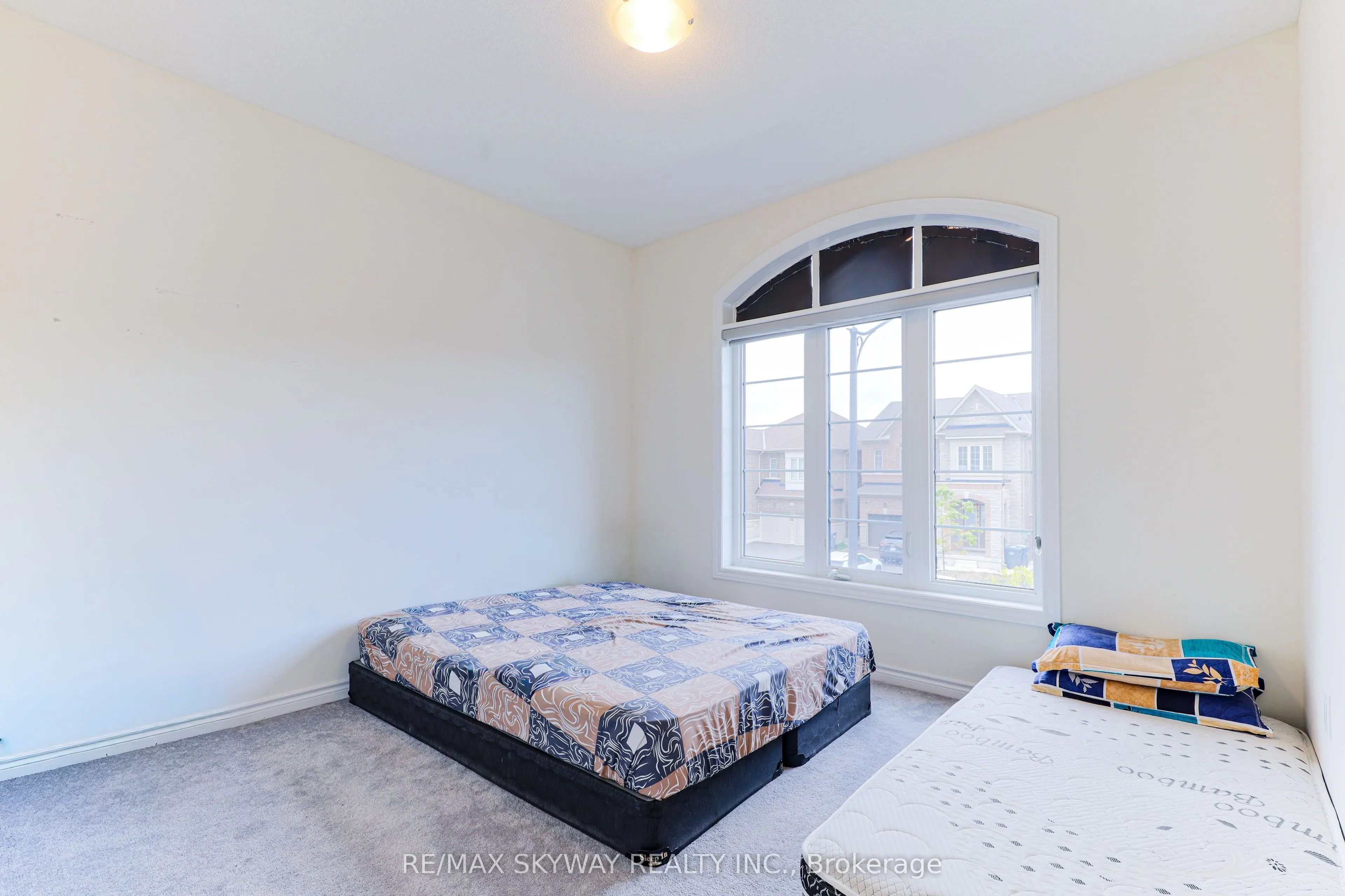 379 Valleyway Drive