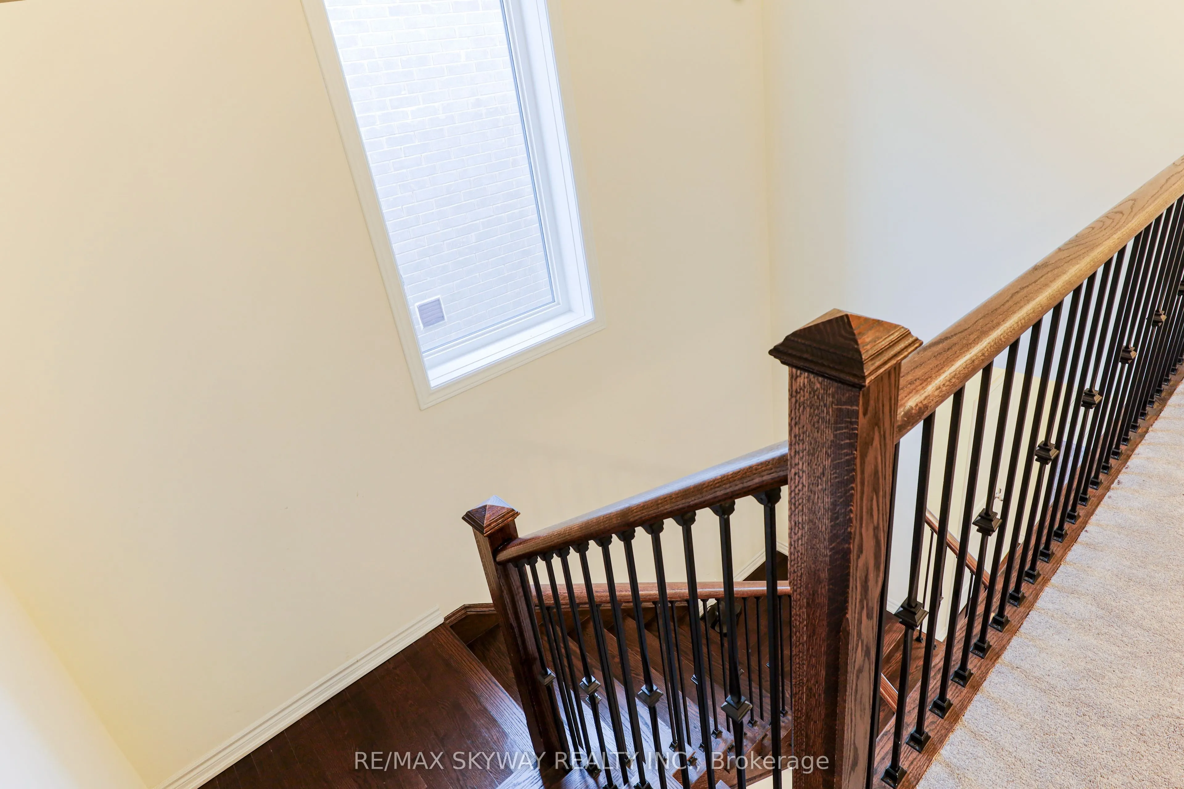 379 Valleyway Drive