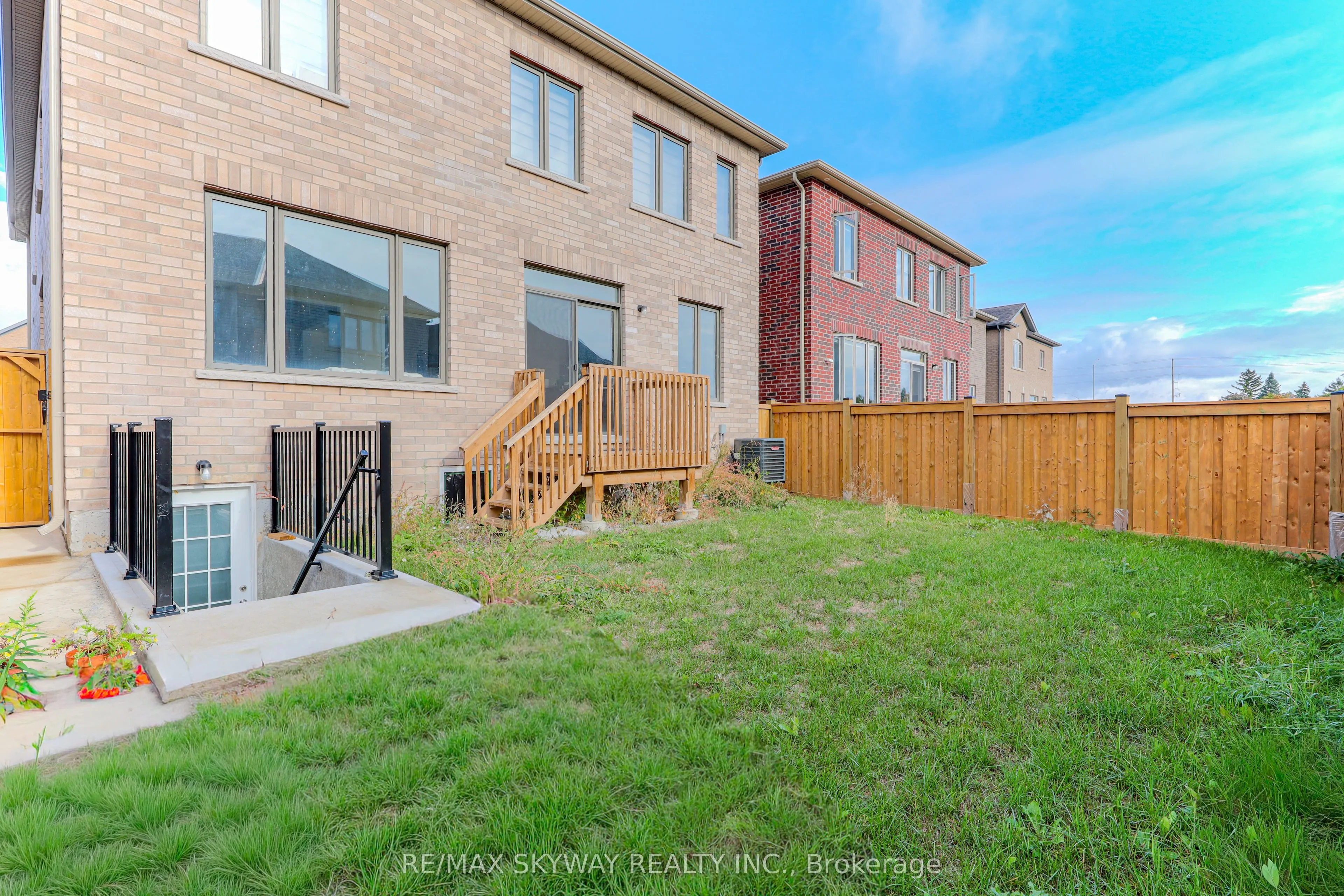379 Valleyway Drive
