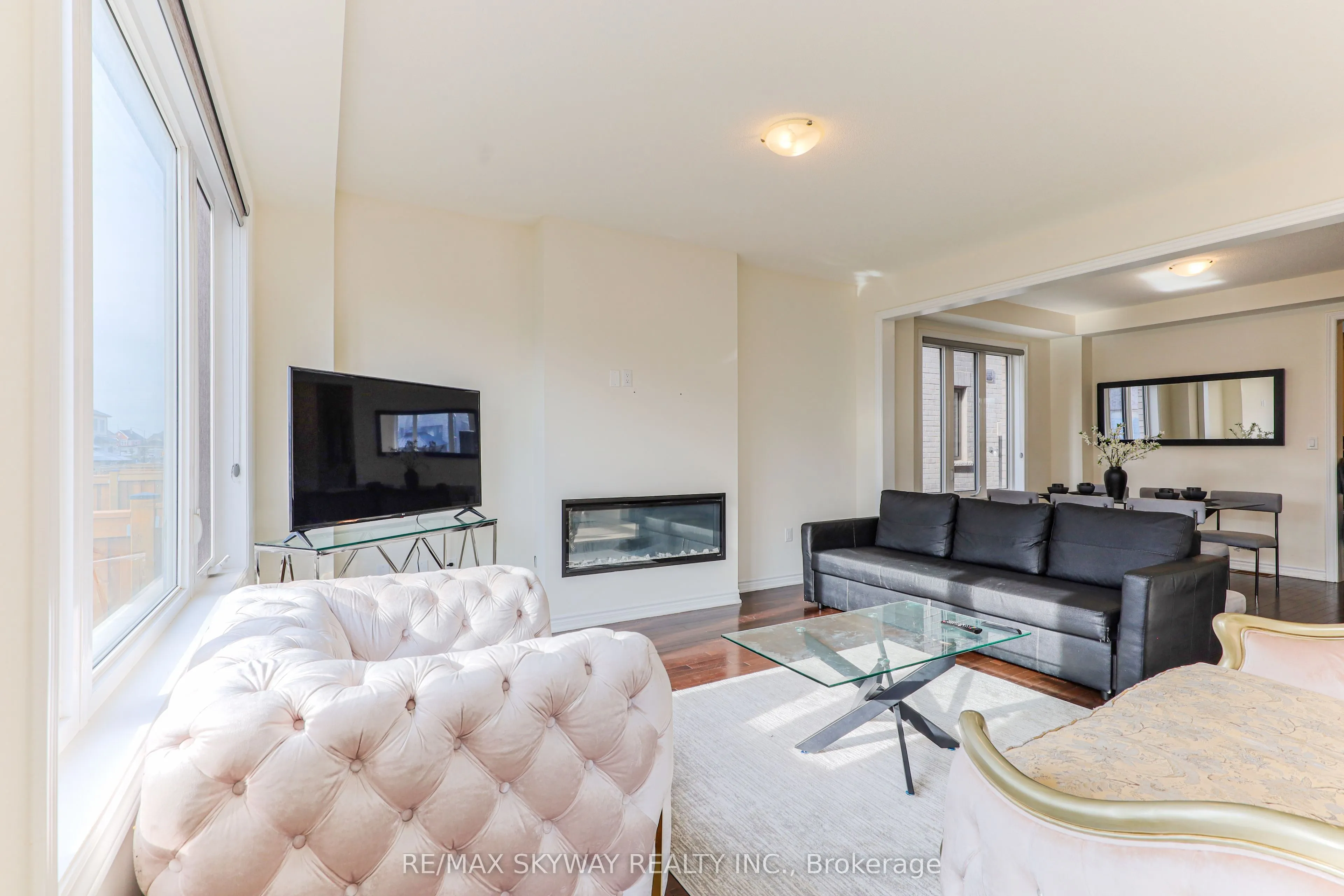 379 Valleyway Drive