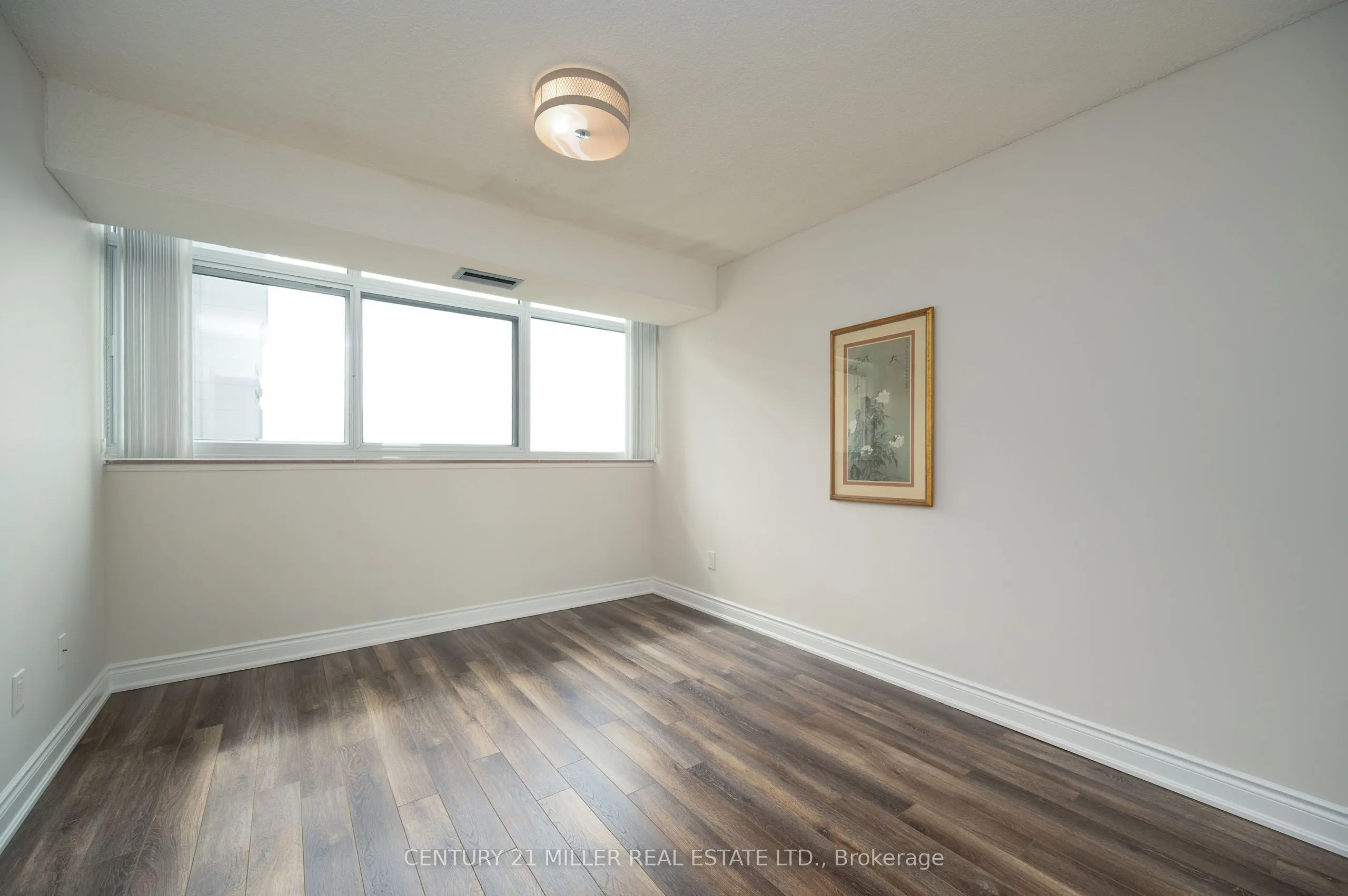 1359 White Oaks Boulevard, #804