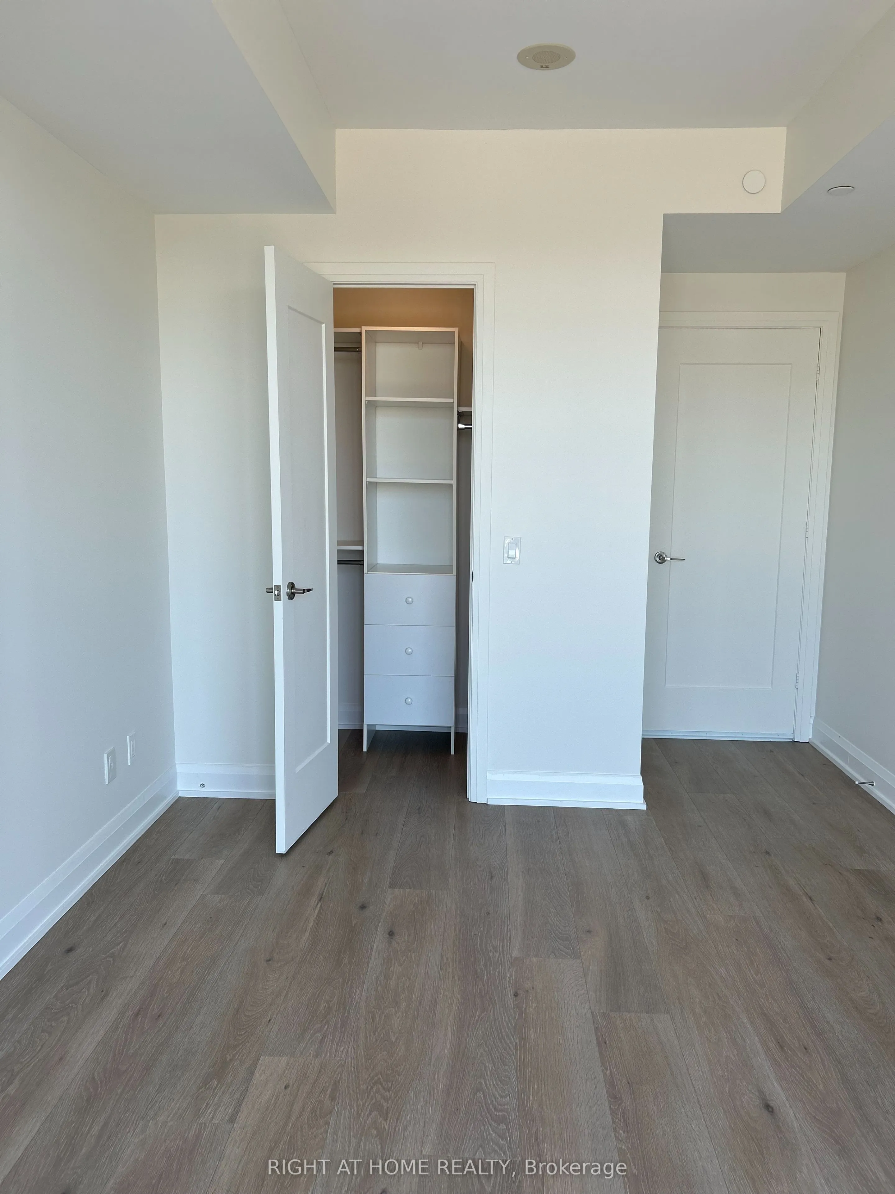 56 Annie Craig Drive, #2506