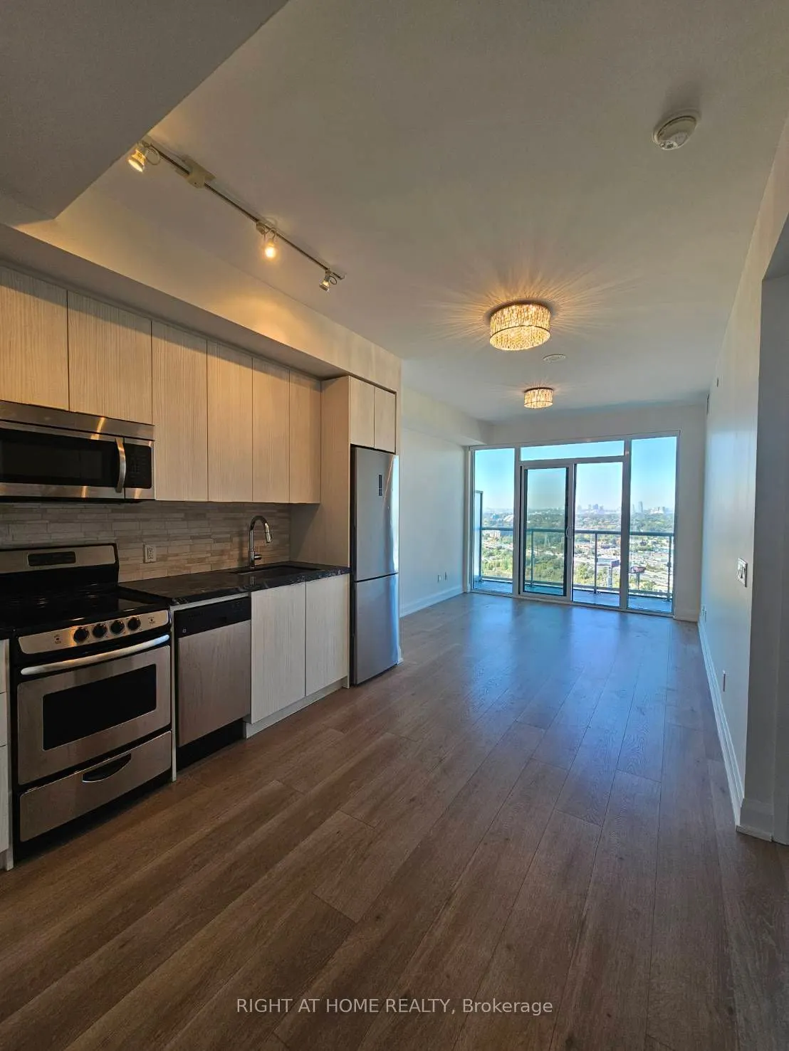 56 Annie Craig Drive, #2506