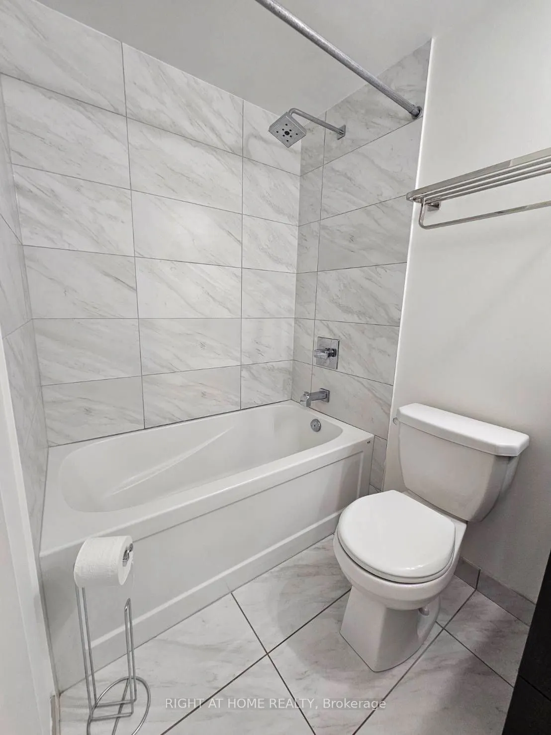 56 Annie Craig Drive, #2506