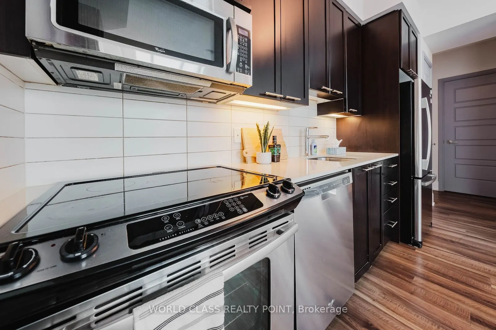 15 Viking Lane, #15