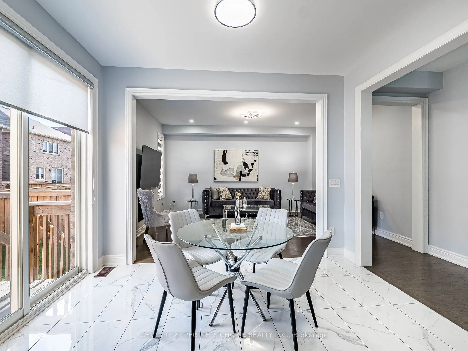9 Sinatra Street
