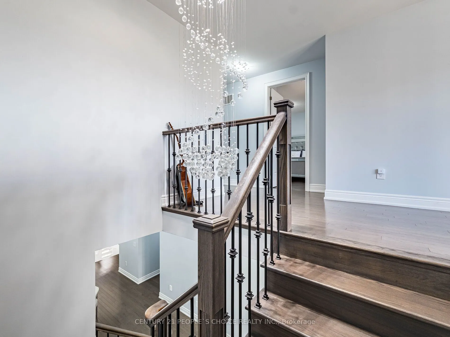 9 Sinatra Street