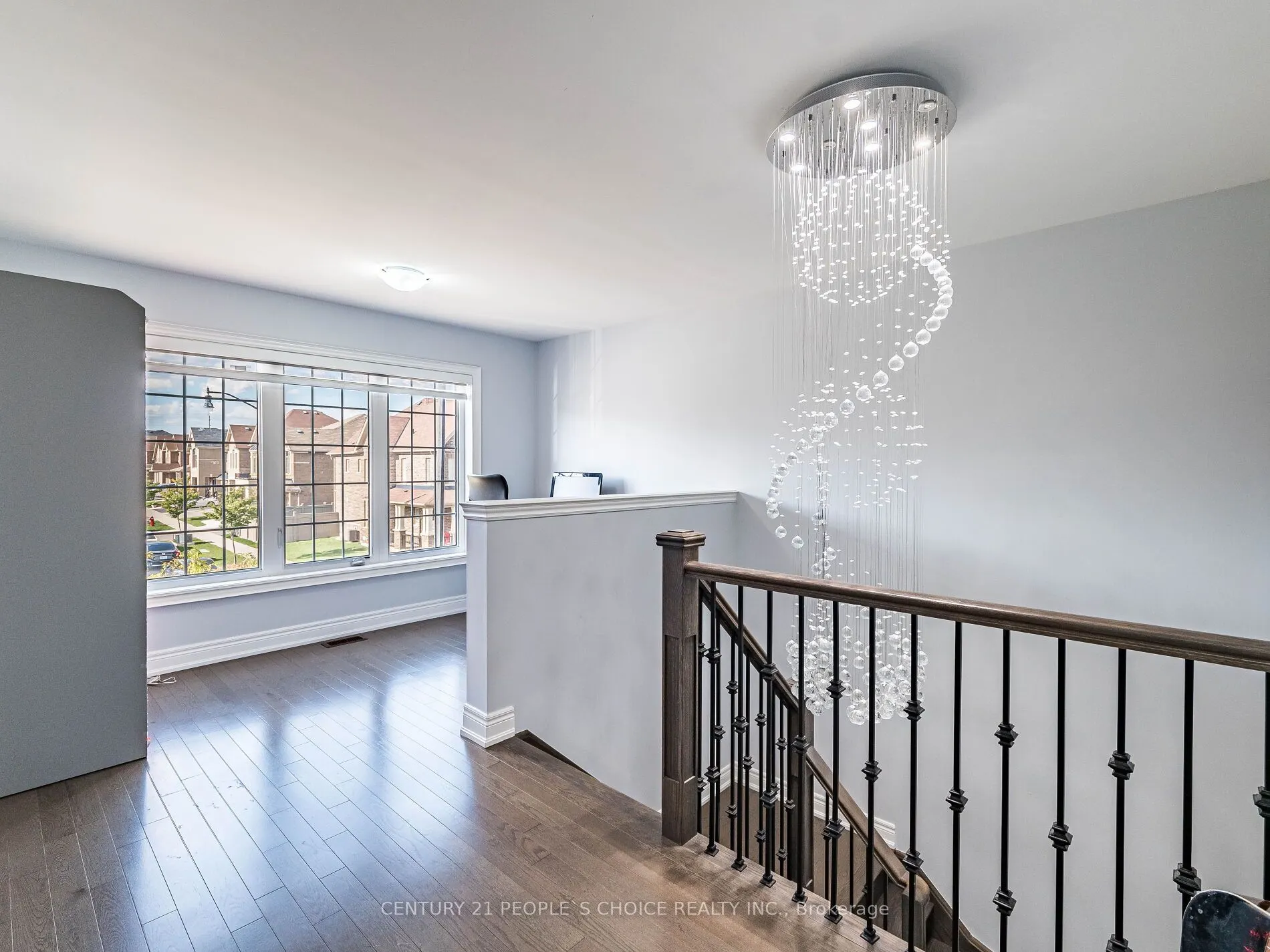 9 Sinatra Street