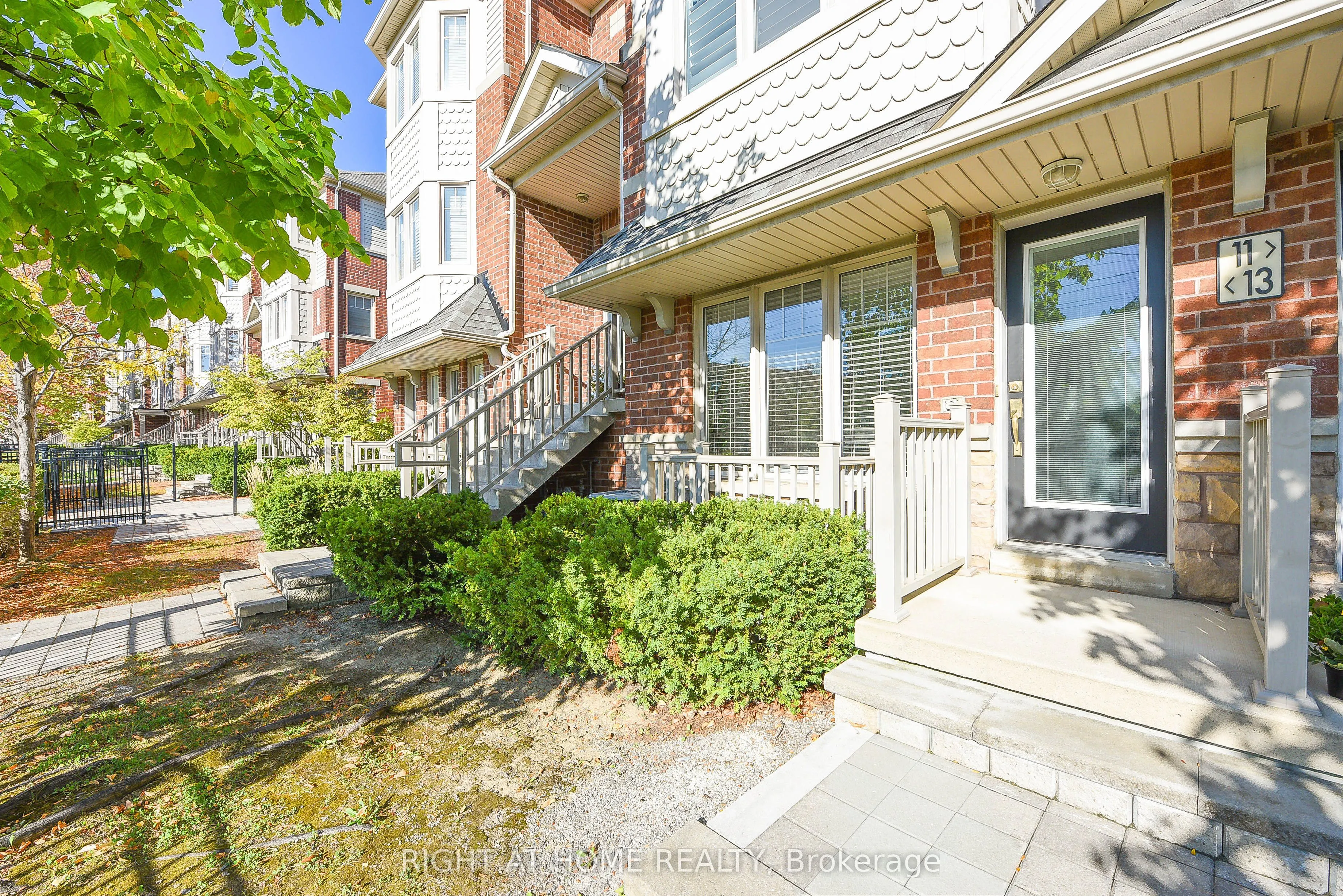 3335 Thomas Street, #13