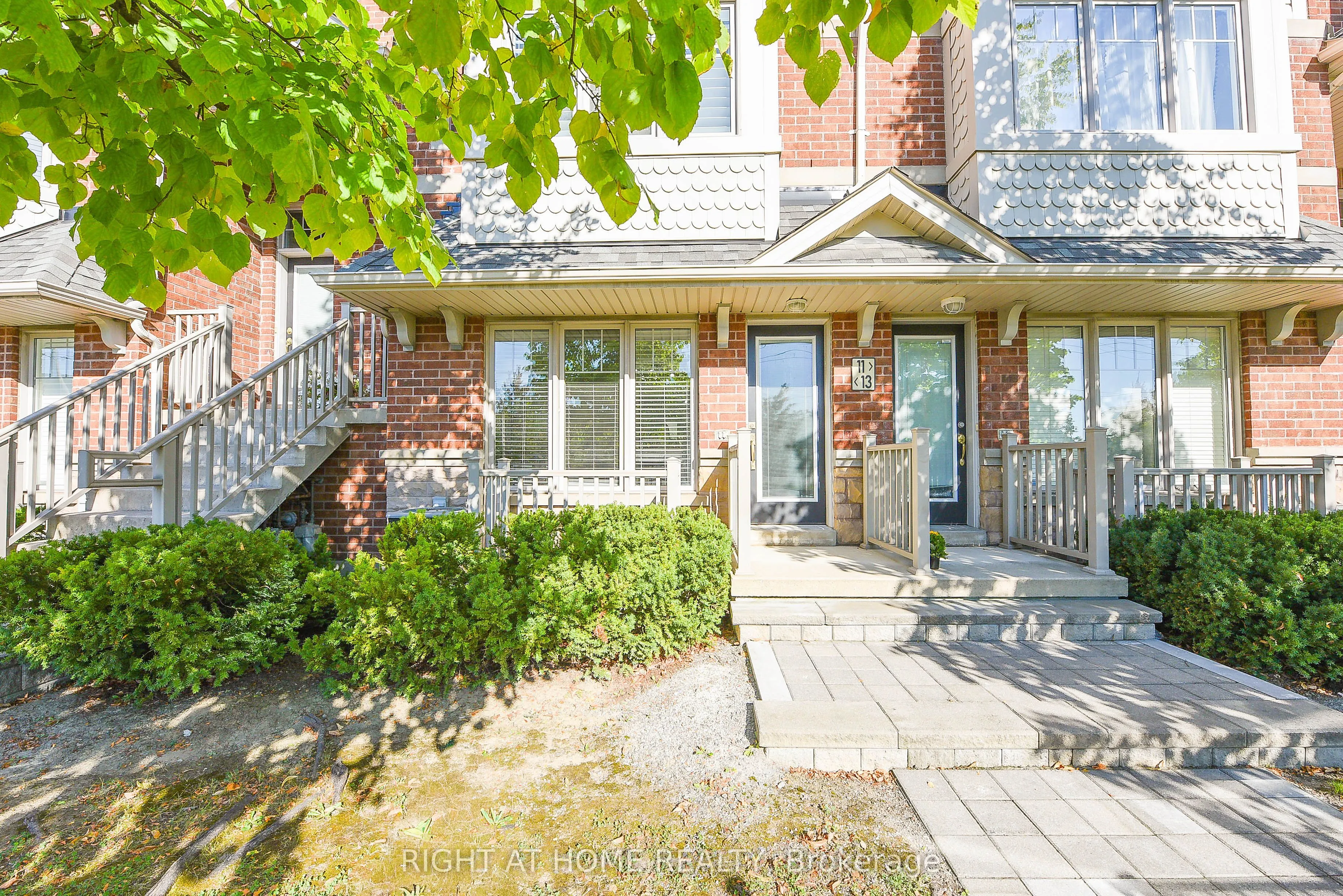 3335 Thomas Street, #13