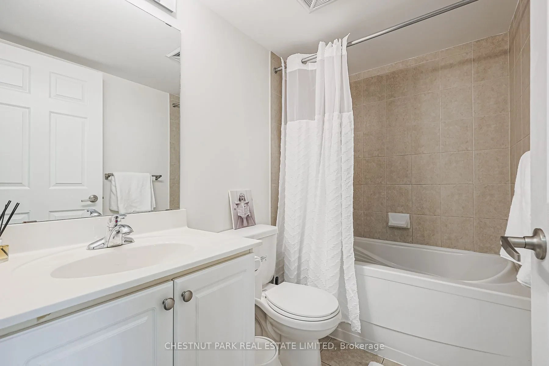 220 Forum Drive, #1401