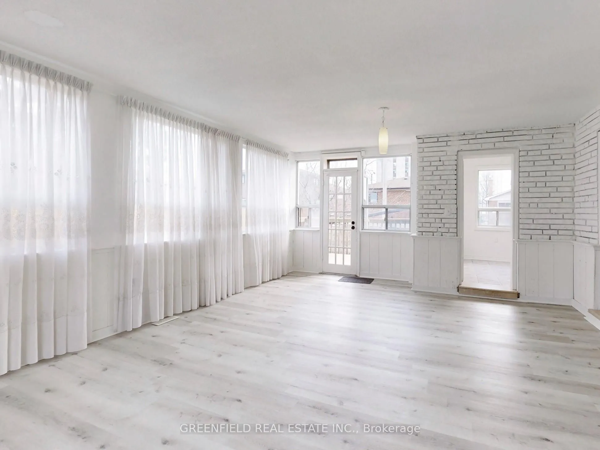 3131 Weston Road