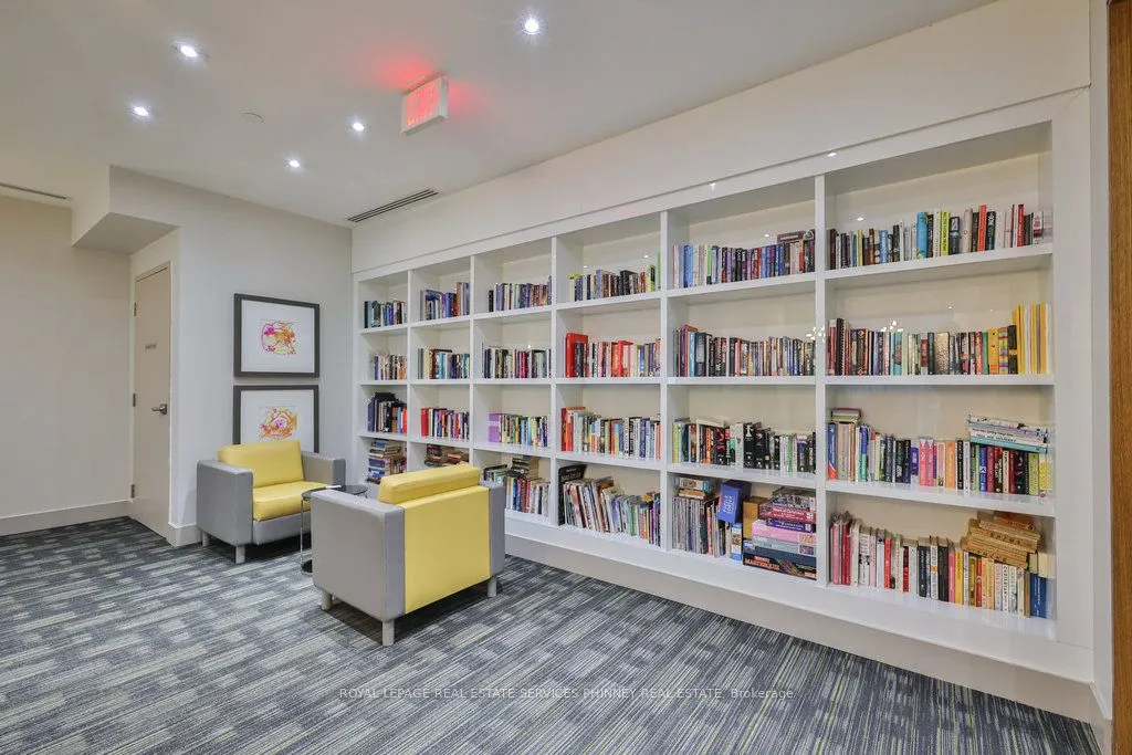 55 Eglinton Avenue W, #1610