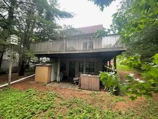 63 River Road