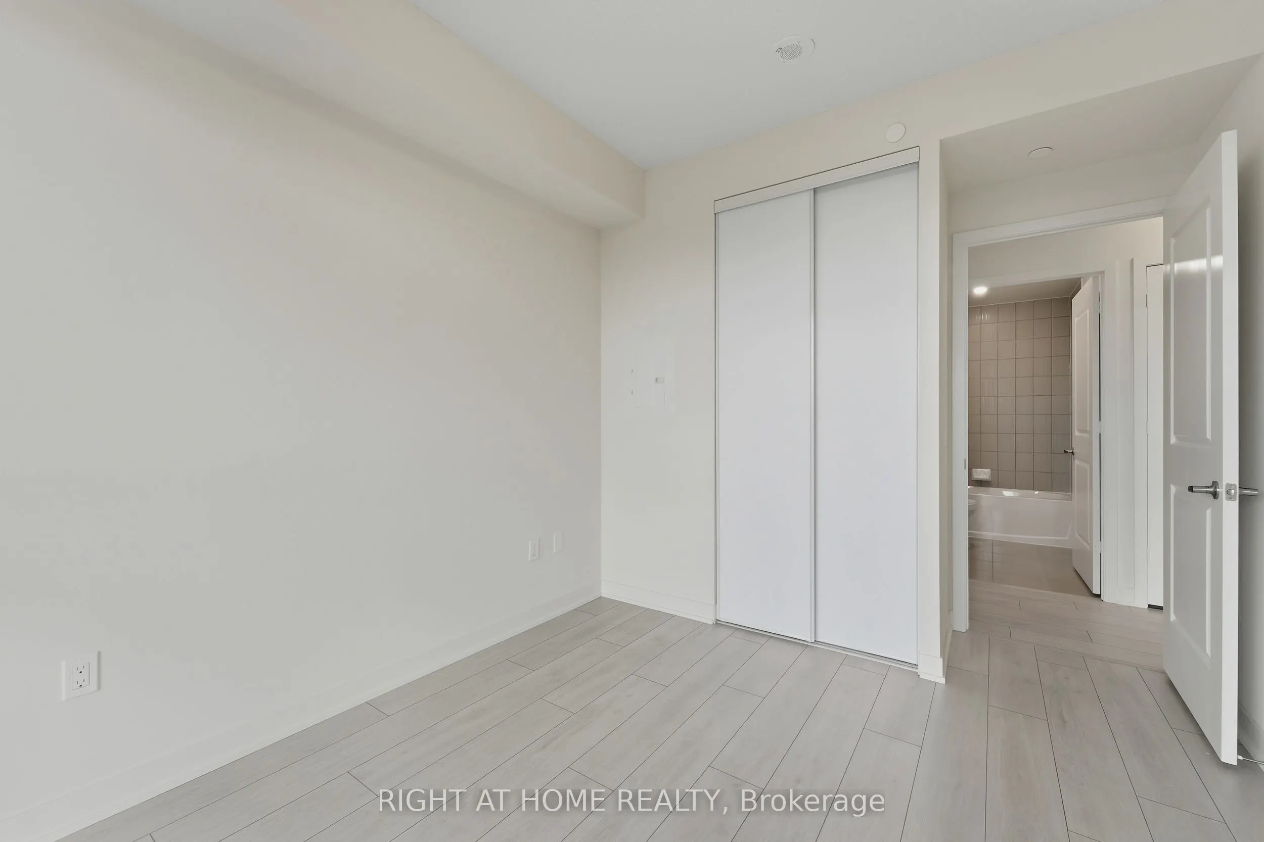 38 Annie Craig Drive, #2308