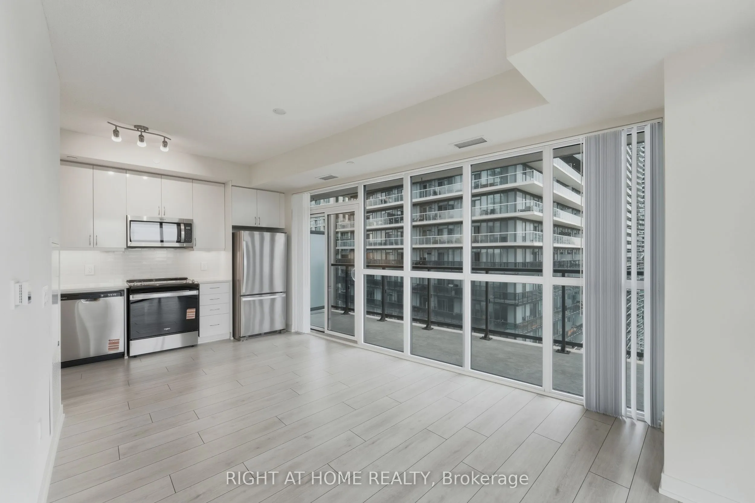 38 Annie Craig Drive, #2308
