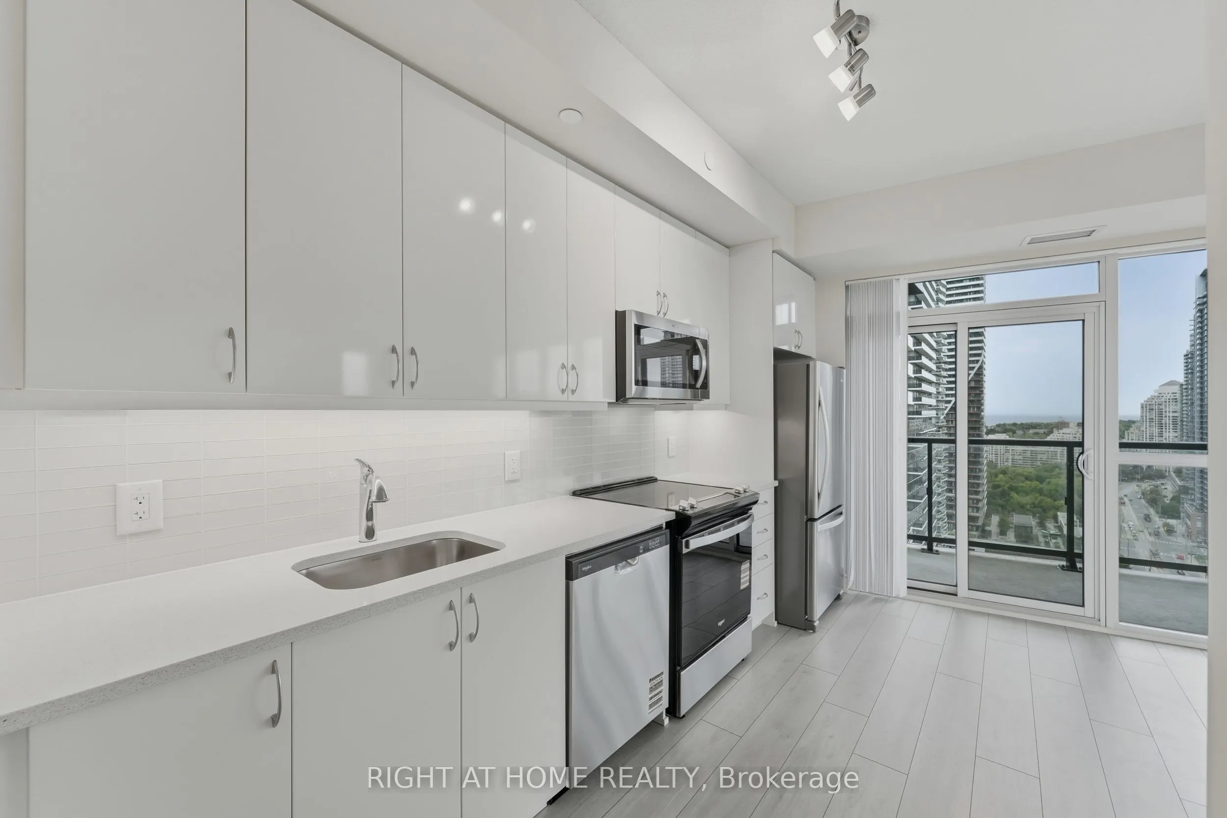 38 Annie Craig Drive, #2308