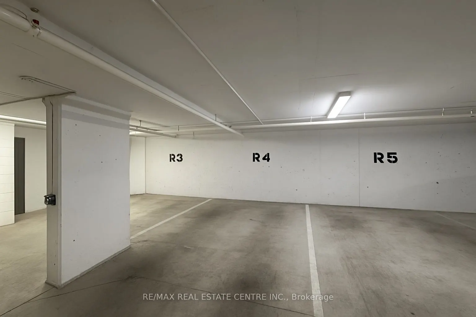2060 Lakeshore Road, #405