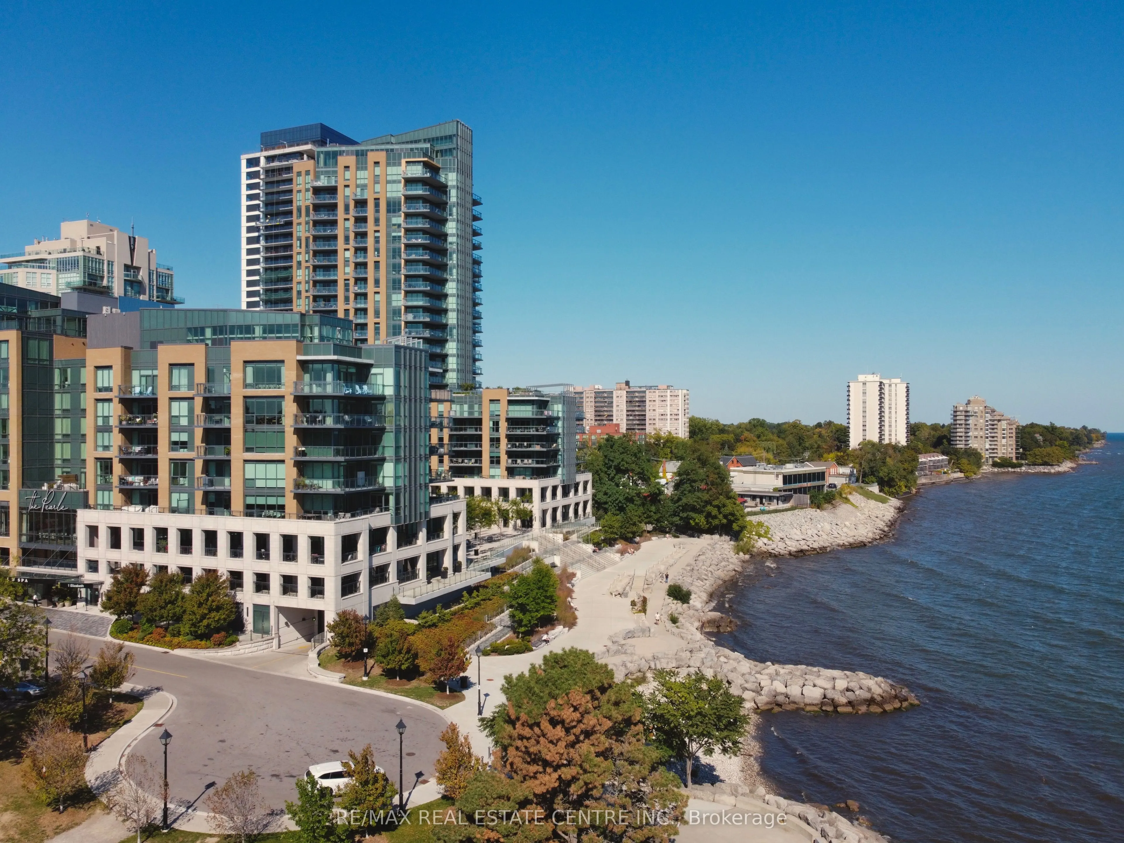 2060 Lakeshore Road, #405