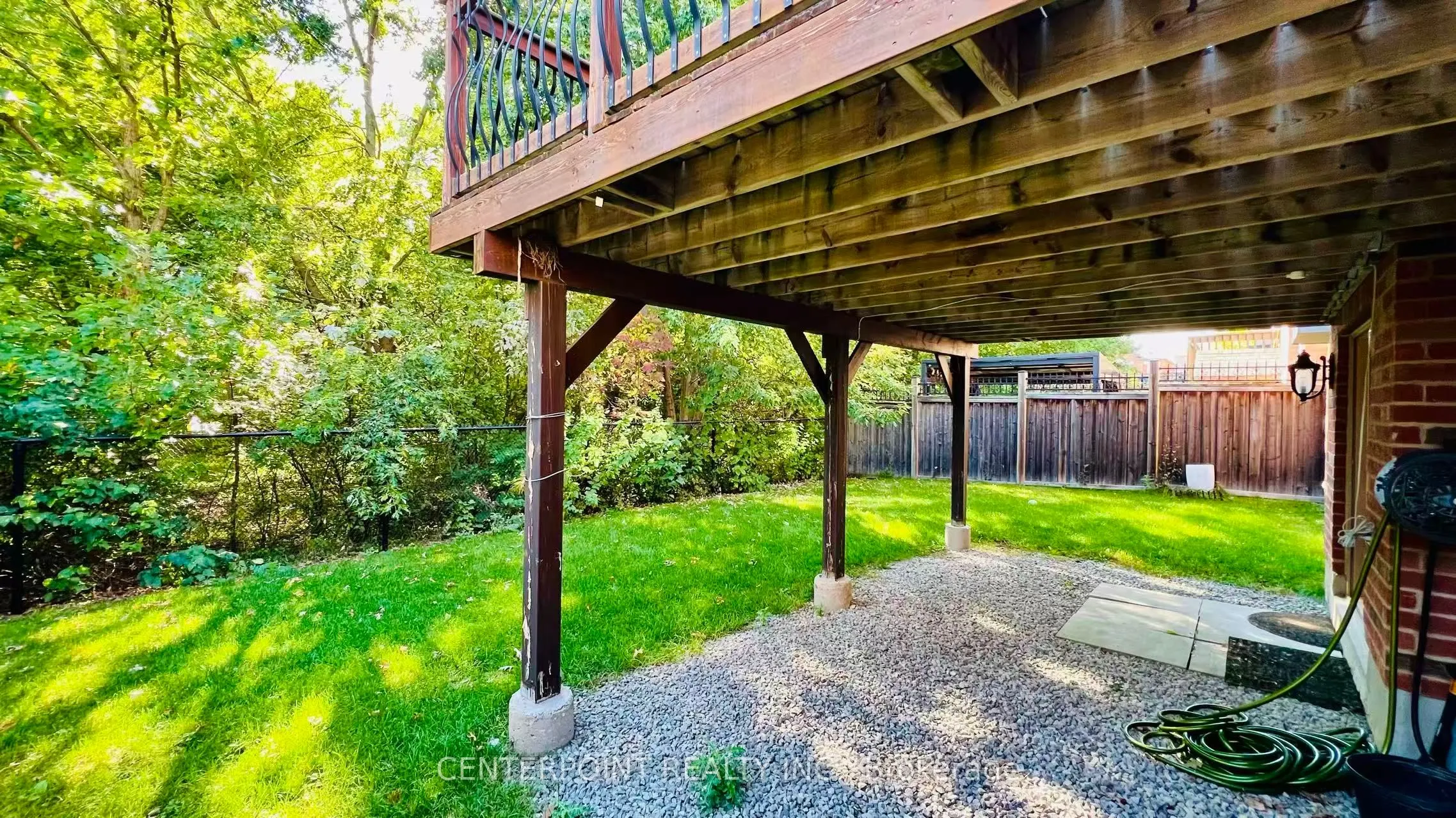 4182 Fuller Crescent