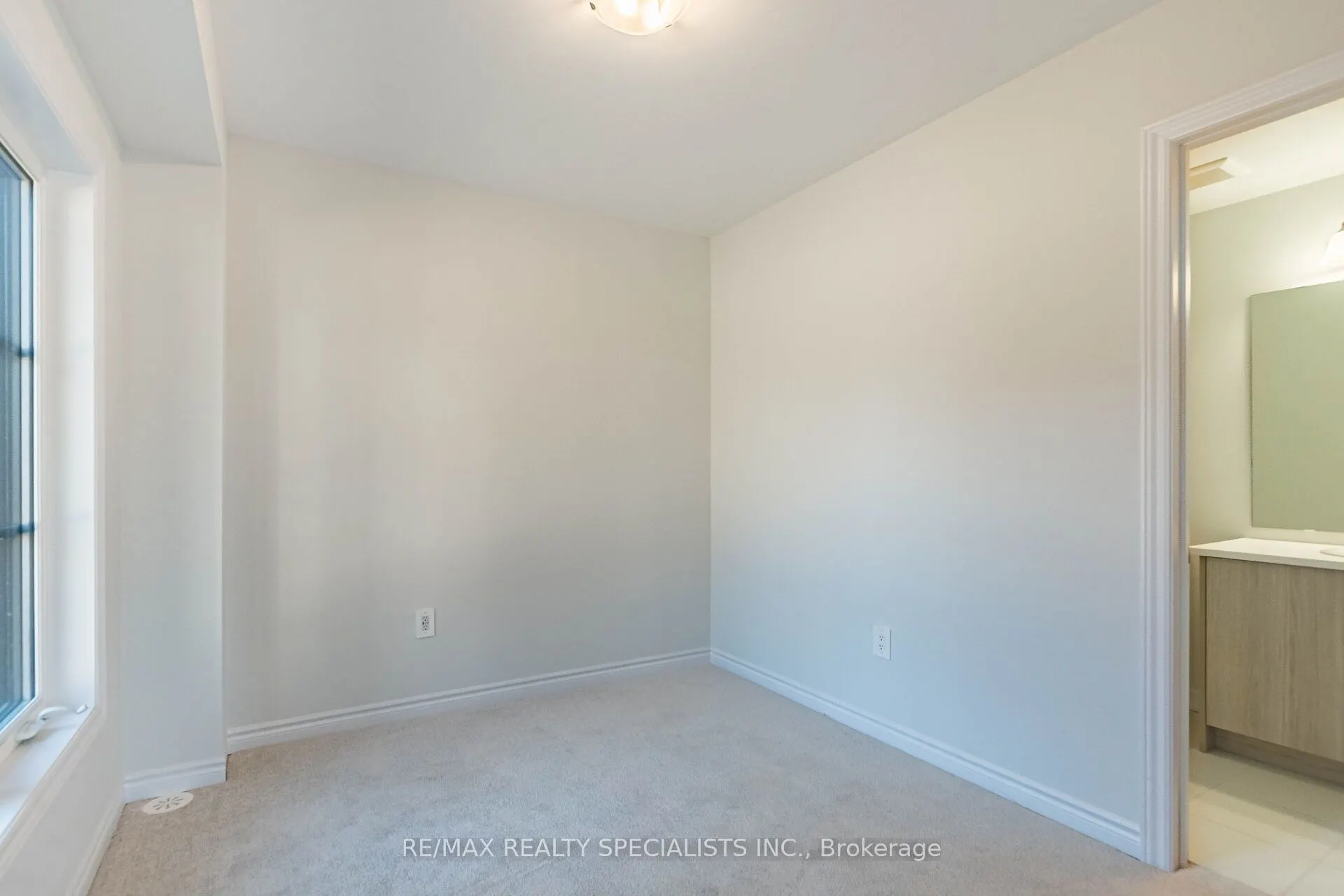 5966 Saigon Street