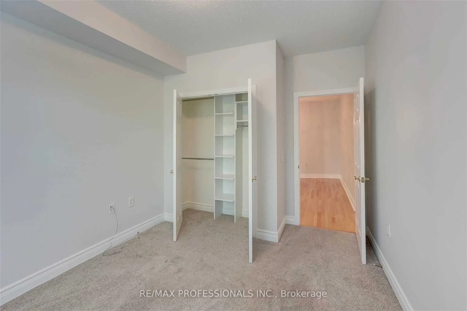 10 Old Mill Trail, #305