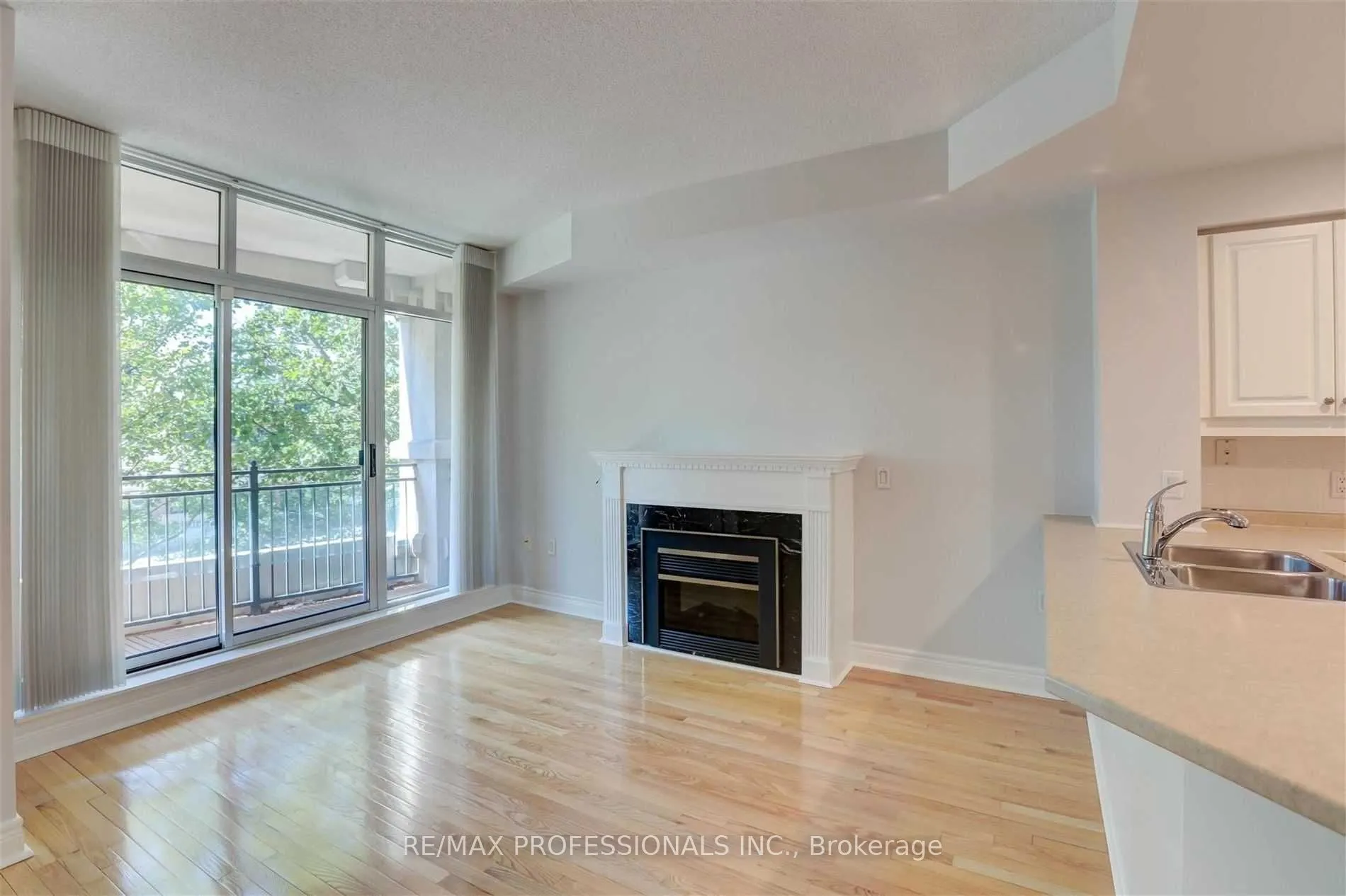 10 Old Mill Trail, #305