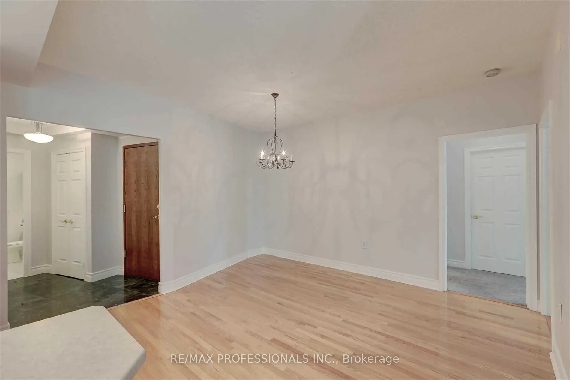 10 Old Mill Trail, #305