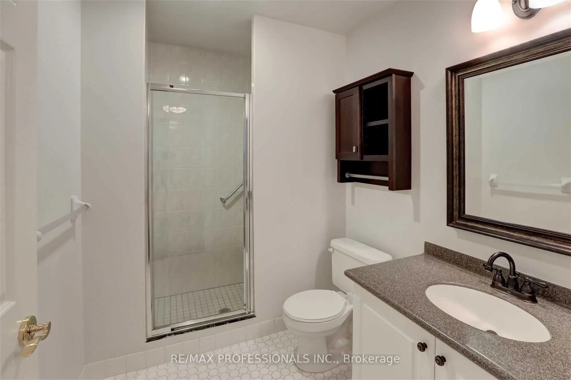 10 Old Mill Trail, #305