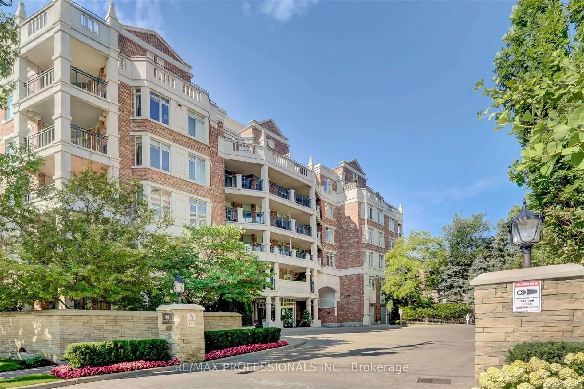 10 Old Mill Trail, #305