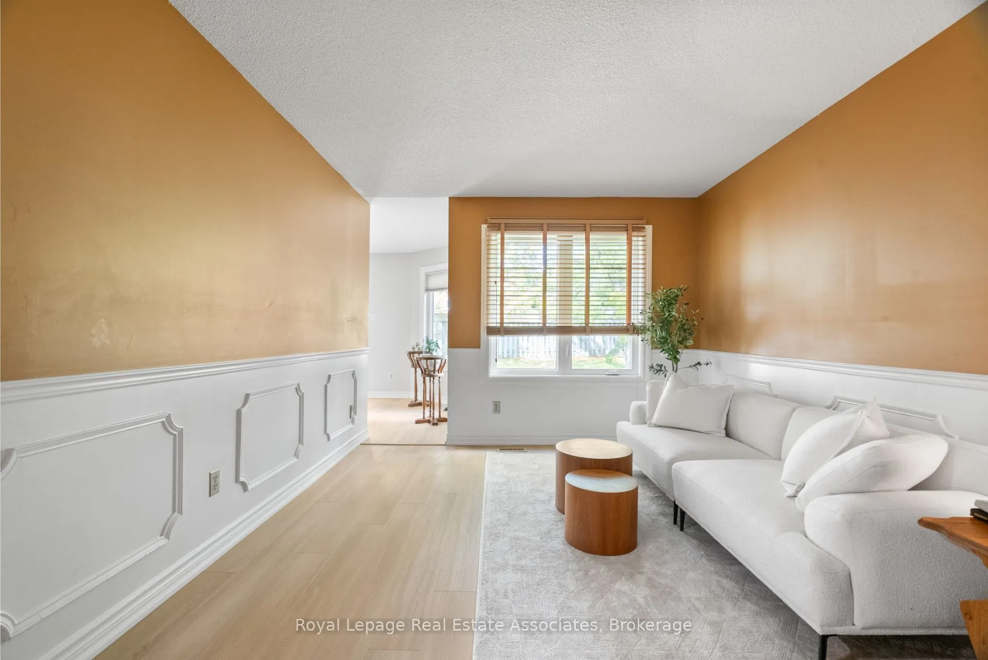 3439 Mulcaster Road