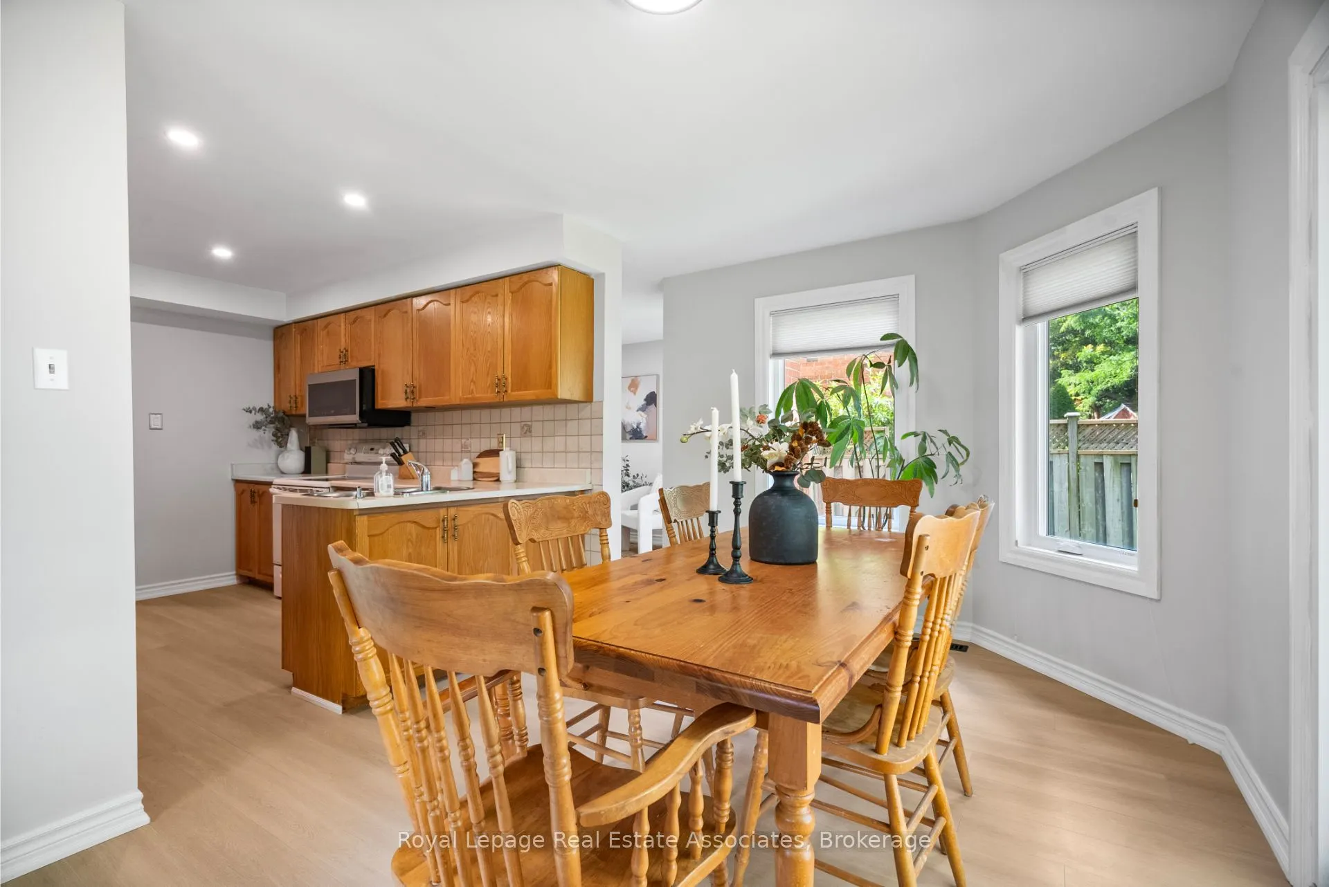 3439 Mulcaster Road