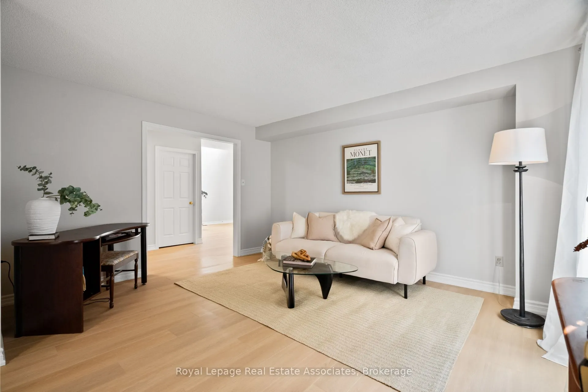 3439 Mulcaster Road
