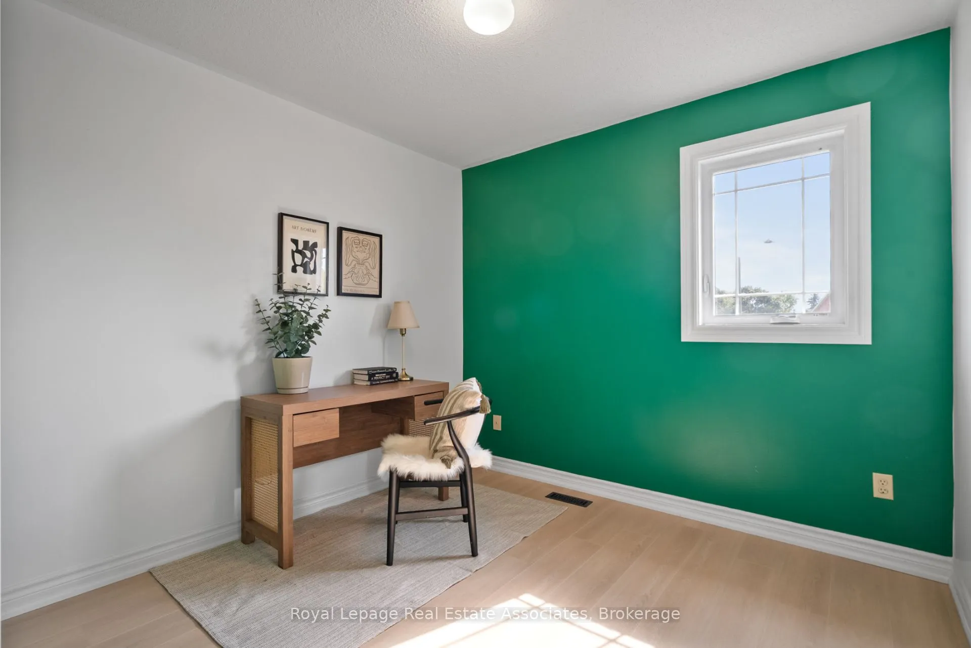 3439 Mulcaster Road