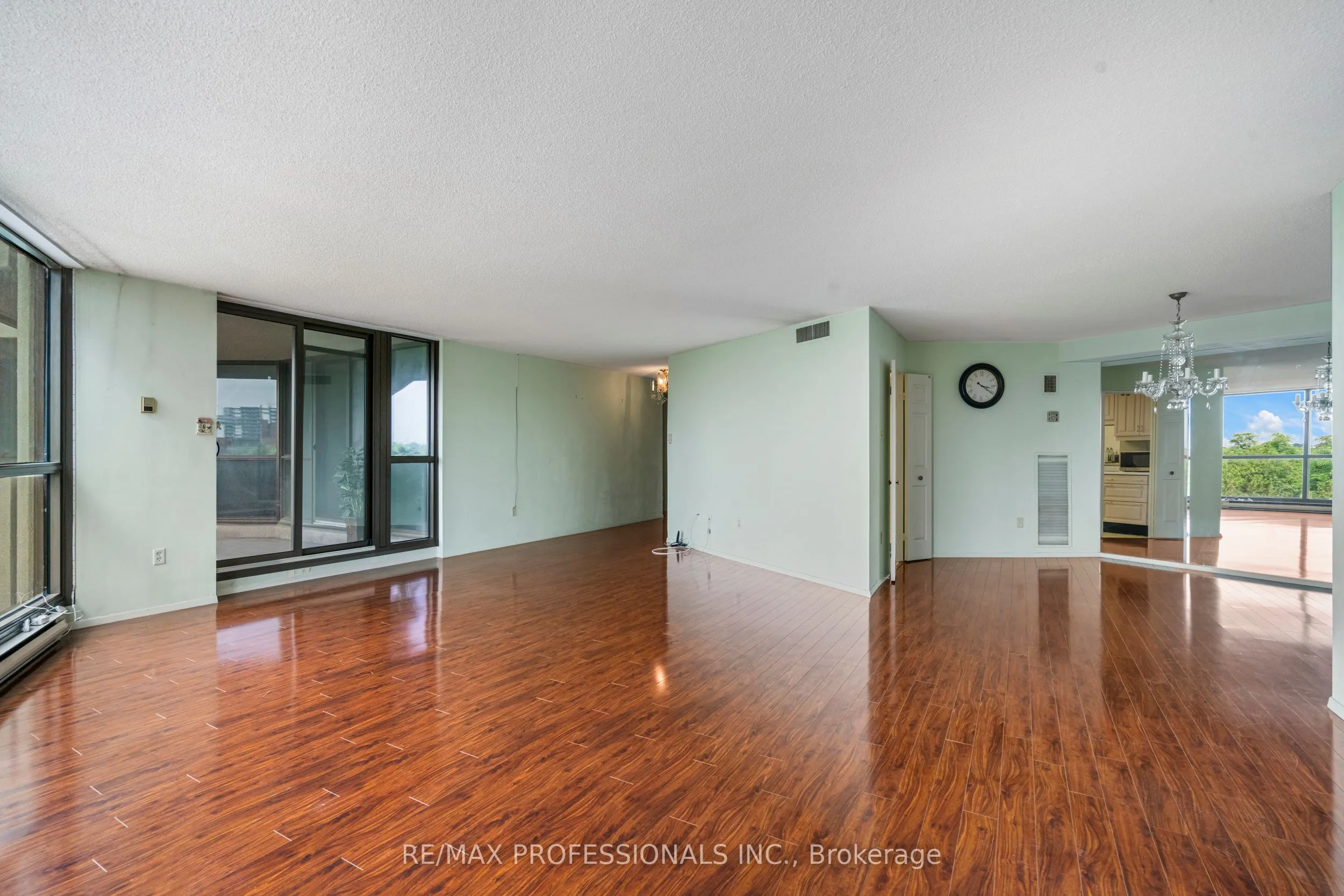 2010 Islington Avenue, #601