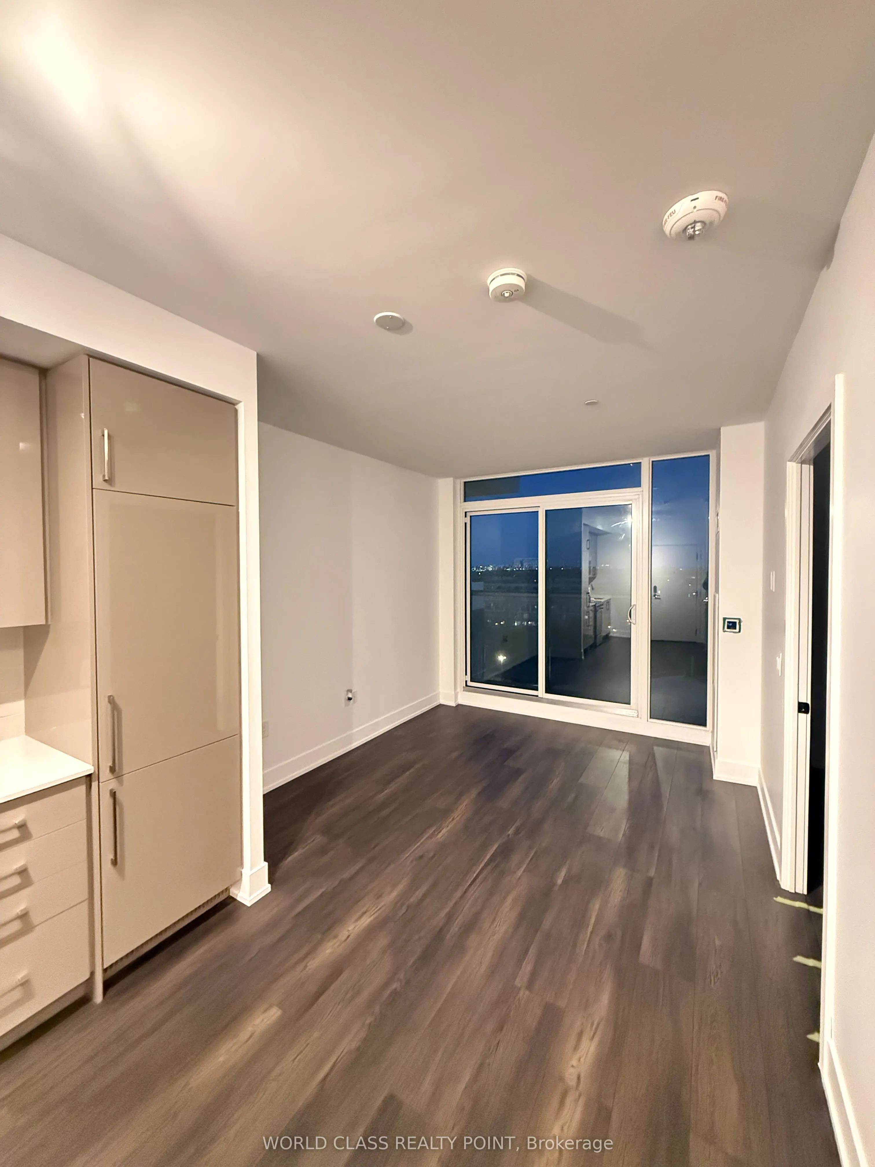 2450 Old Bronte Road, #609