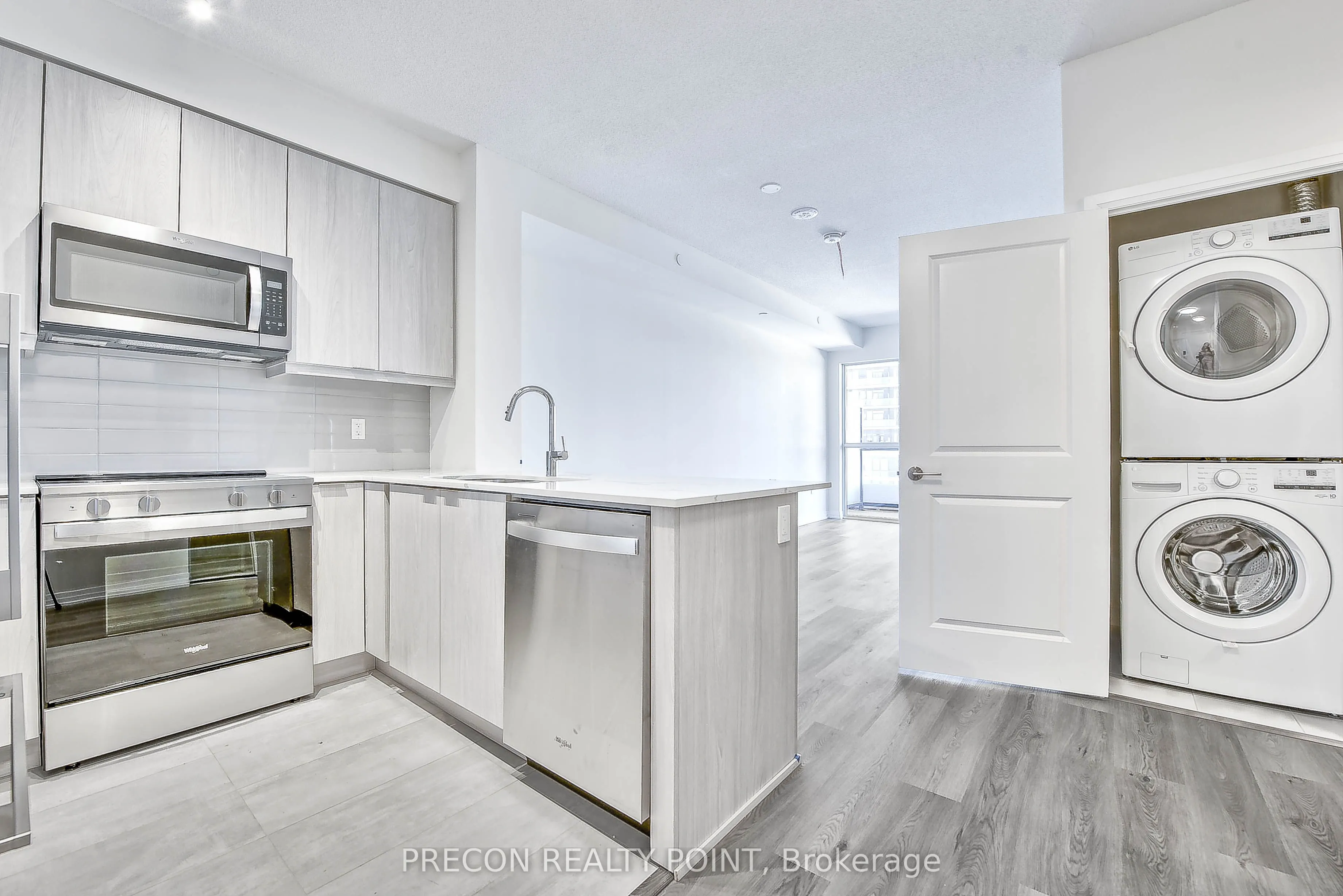 15 Watergarden Drive, #625