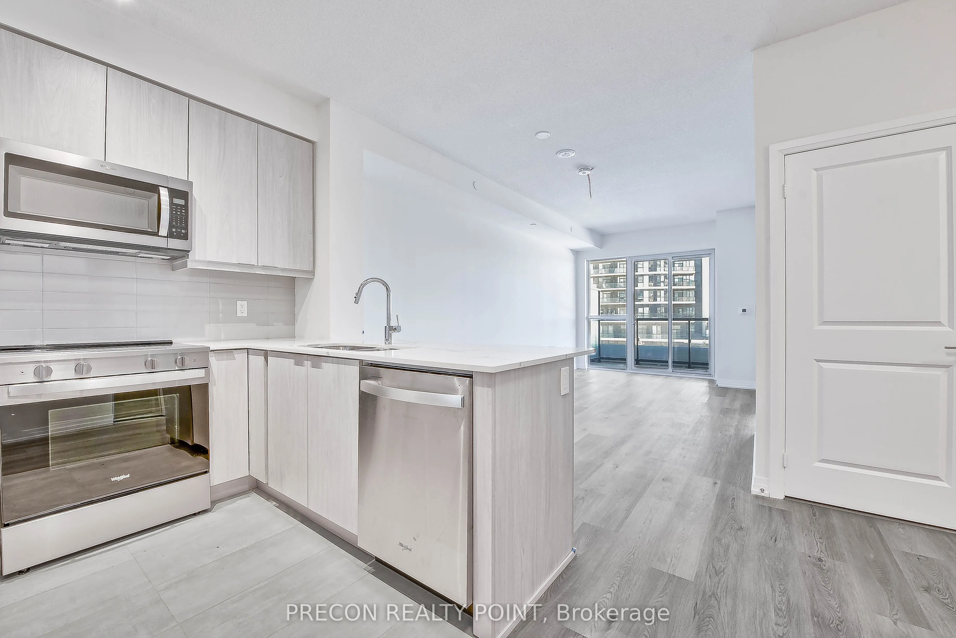 15 Watergarden Drive, #625