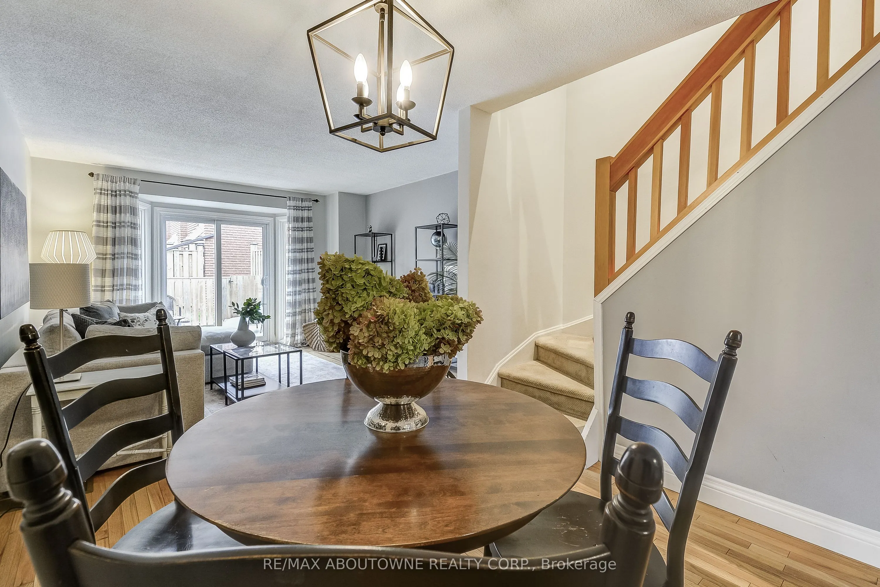 895 Maple Avenue, #418