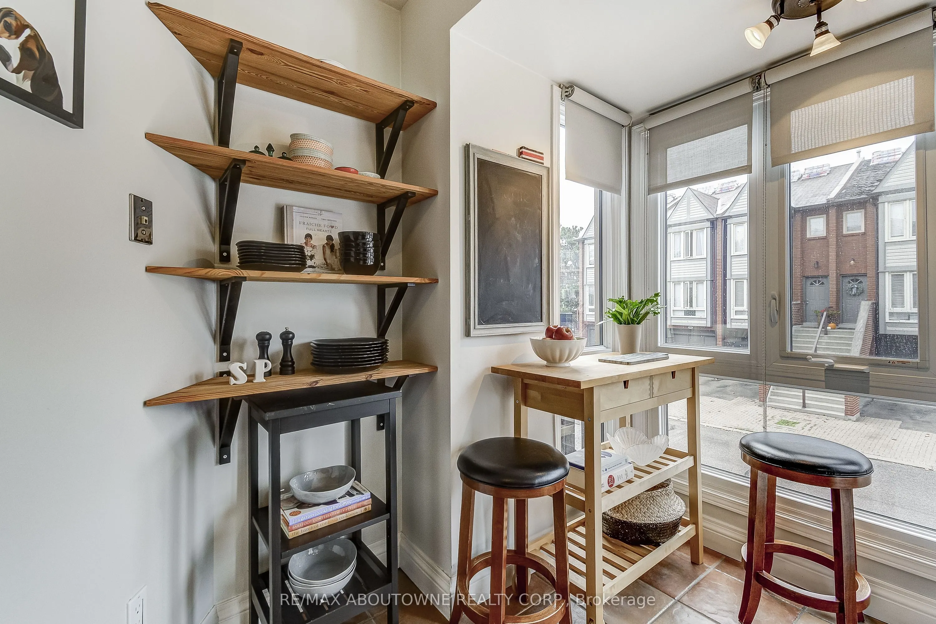 895 Maple Avenue, #418