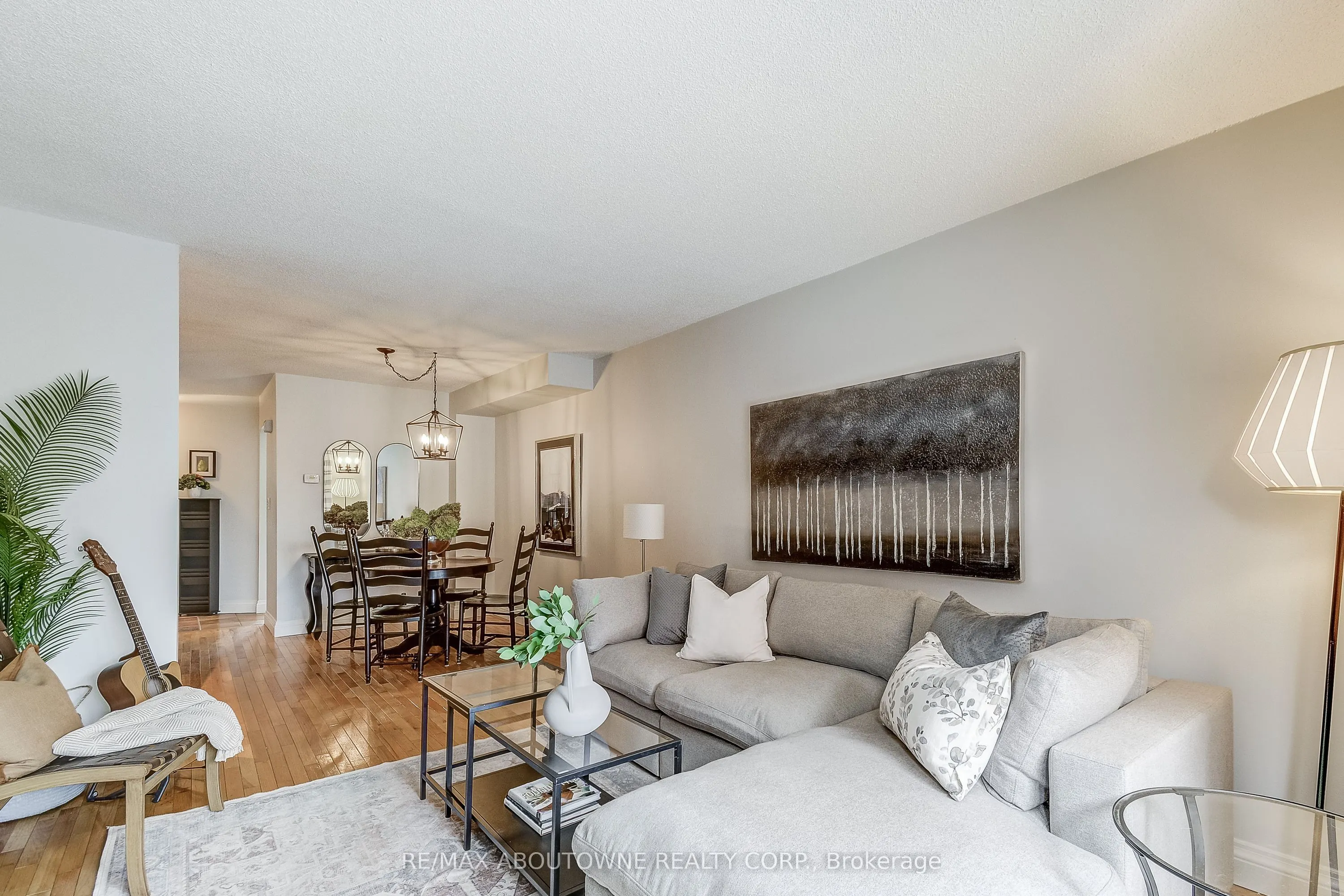 895 Maple Avenue, #418