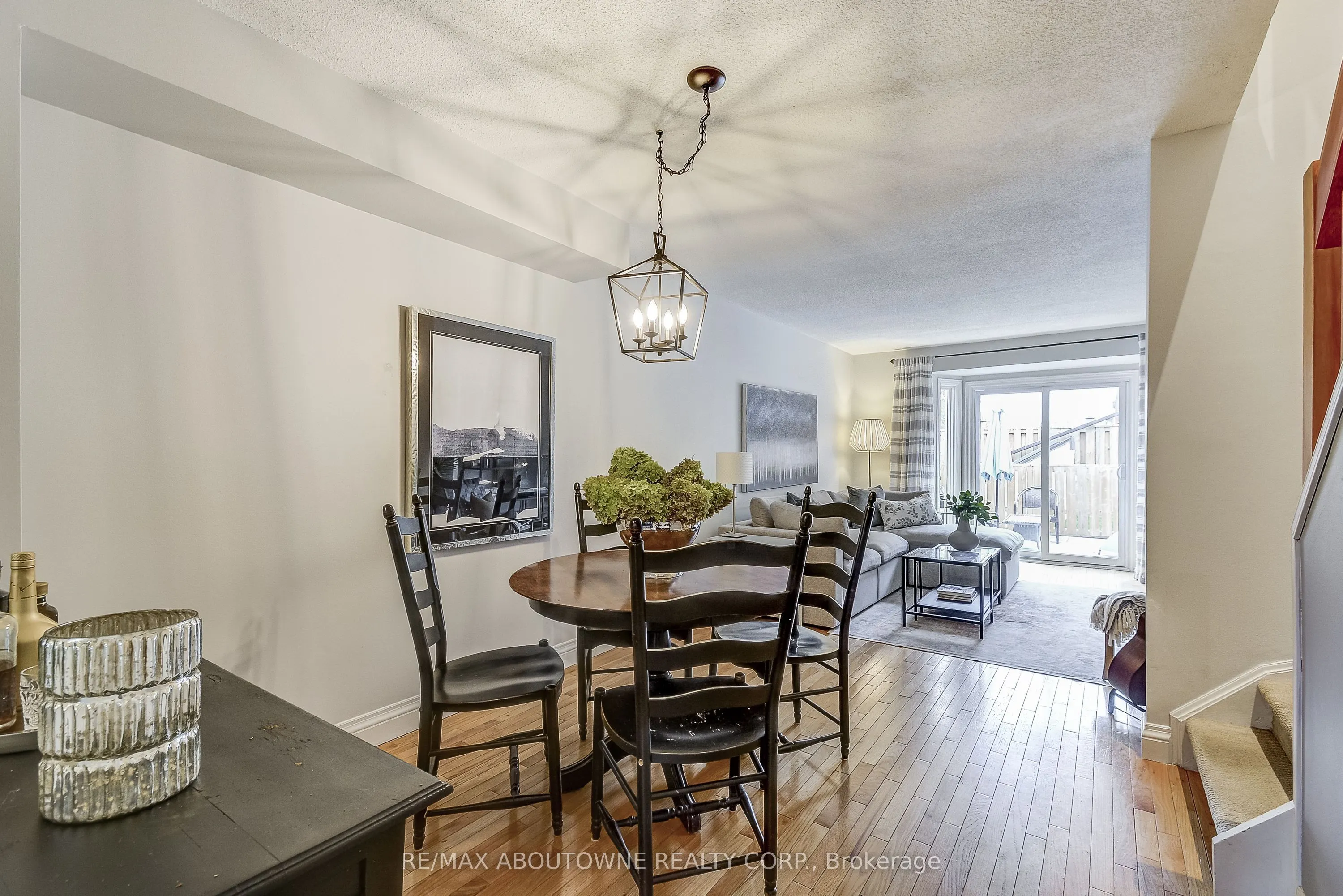 895 Maple Avenue, #418