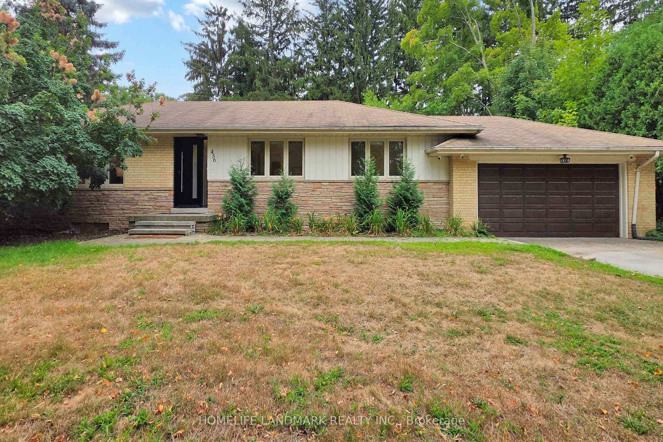 456 Chamberlain Lane